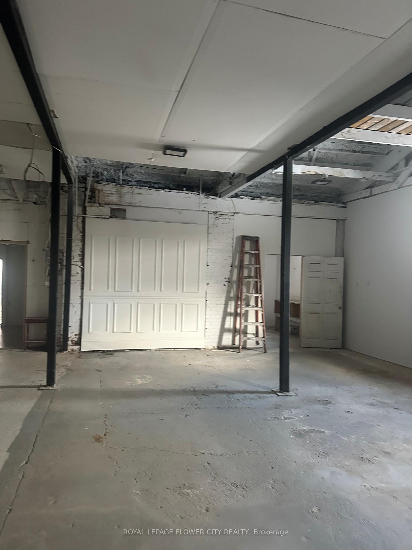 1188 Weston Road Toronto Ontario Canada Lease commercial Naushy Saeed Brokerage Information: Not available, please contact website owner