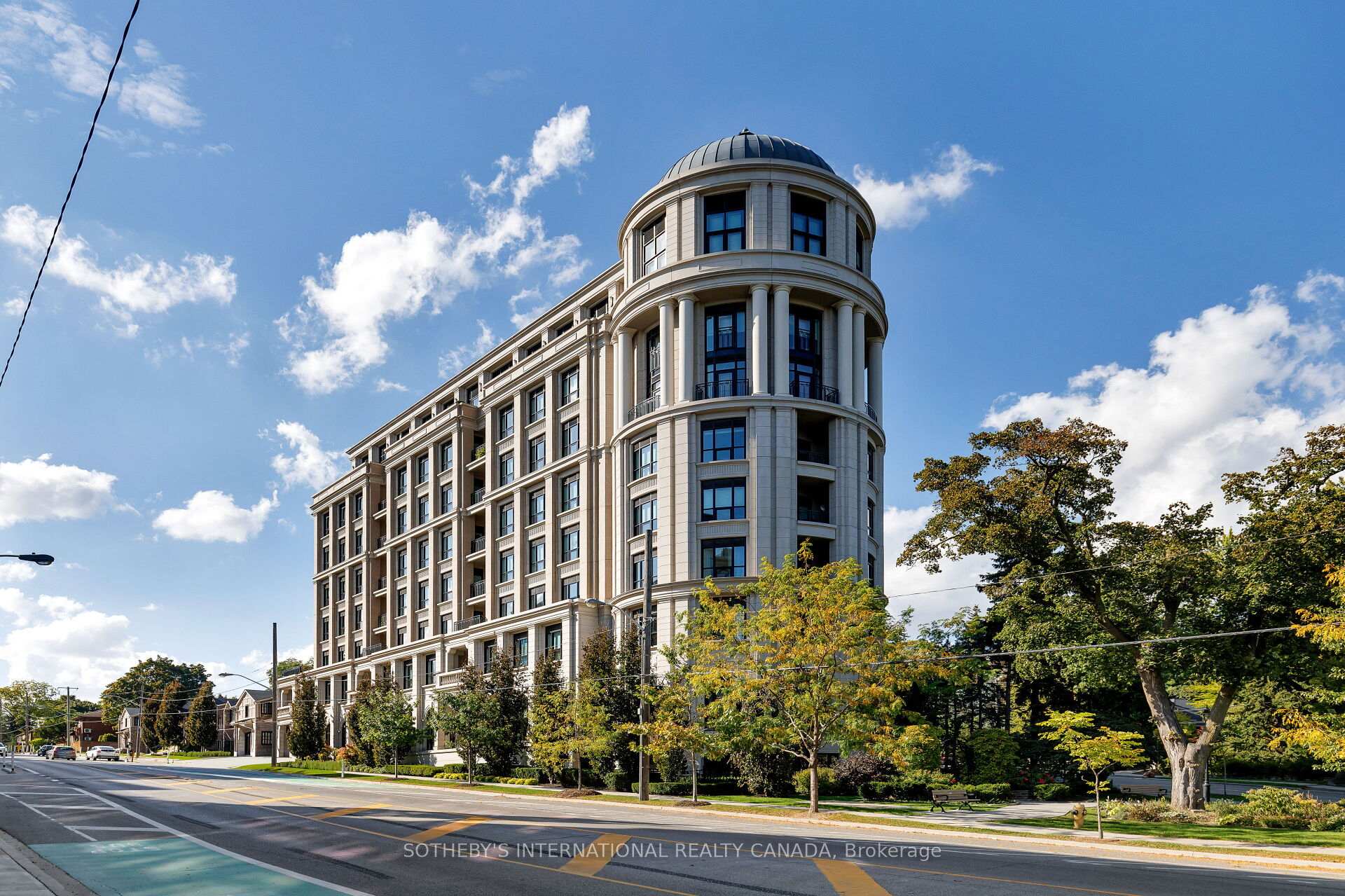 TH 2 - 4 The Kingsway Toronto Ontario Canada Sale residential Paul Mazzei VestCore Realty Corp., Brokerage