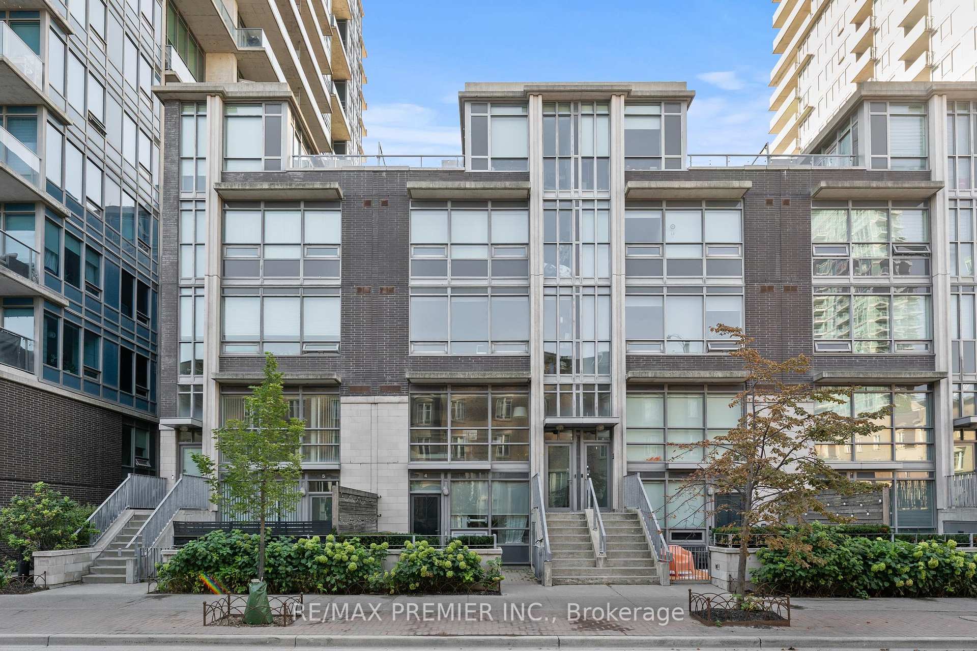 TH13 - 57 East Liberty Street Toronto Ontario Canada Sale residential Jason Saxe RE/MAX PREMIER INC. Brokerage*