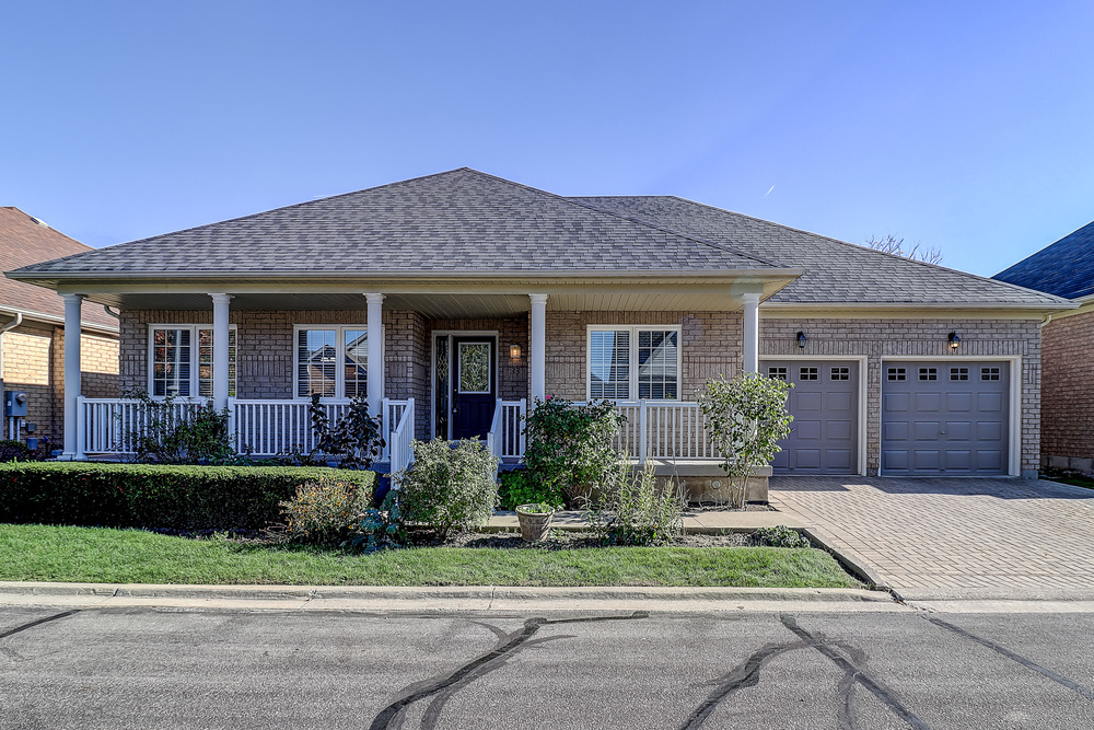 33 Calliandra  Tr  Brampton Ontario Canada Sale residential Bev MacLean RE/MAX Real Estate Centre Inc., Brokerage*