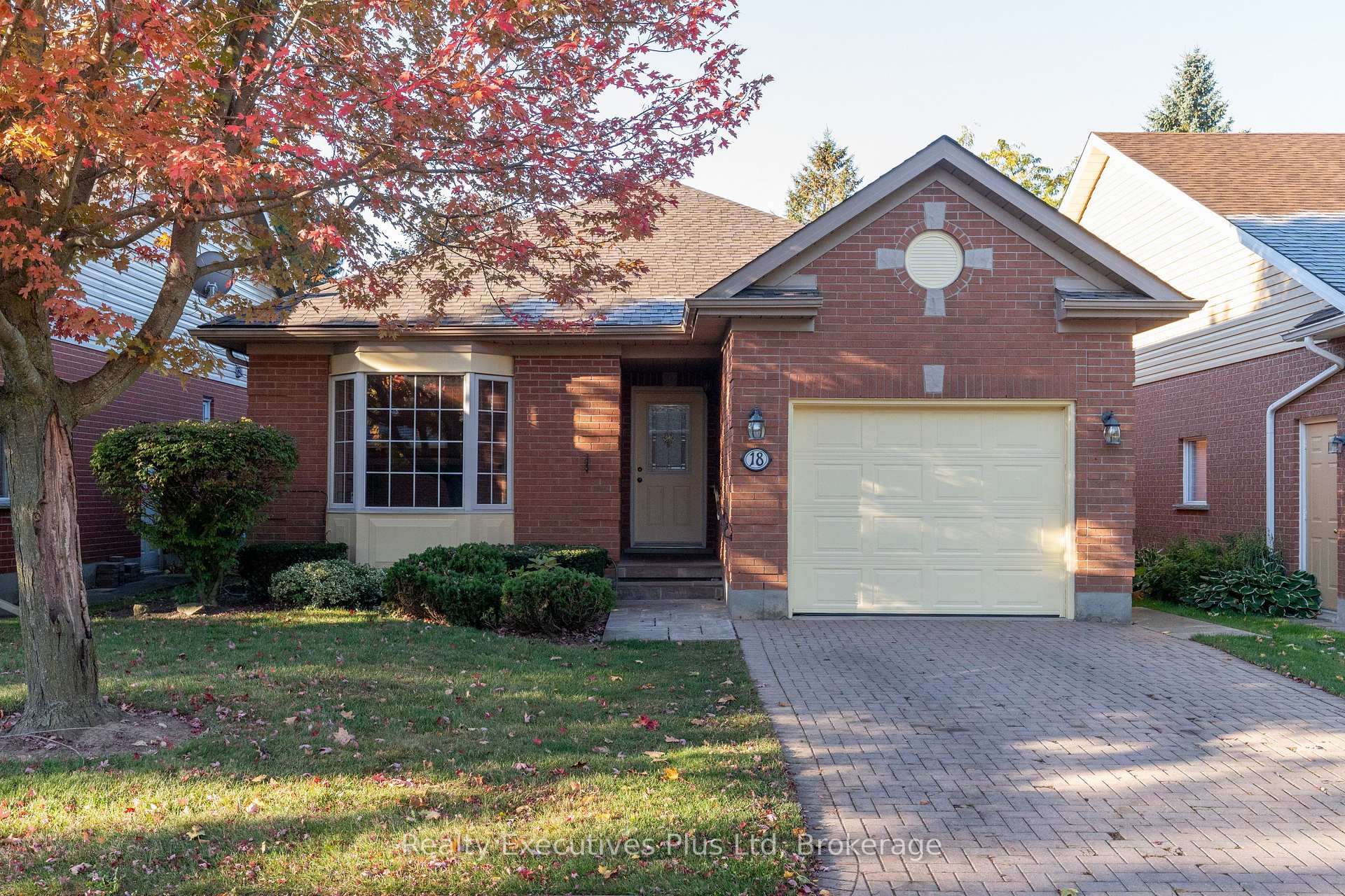 18 Sprucehaven Court Guelph Ontario Canada Sold residential Mark Enchin Realty Executives Plus Ltd., Brokerage *