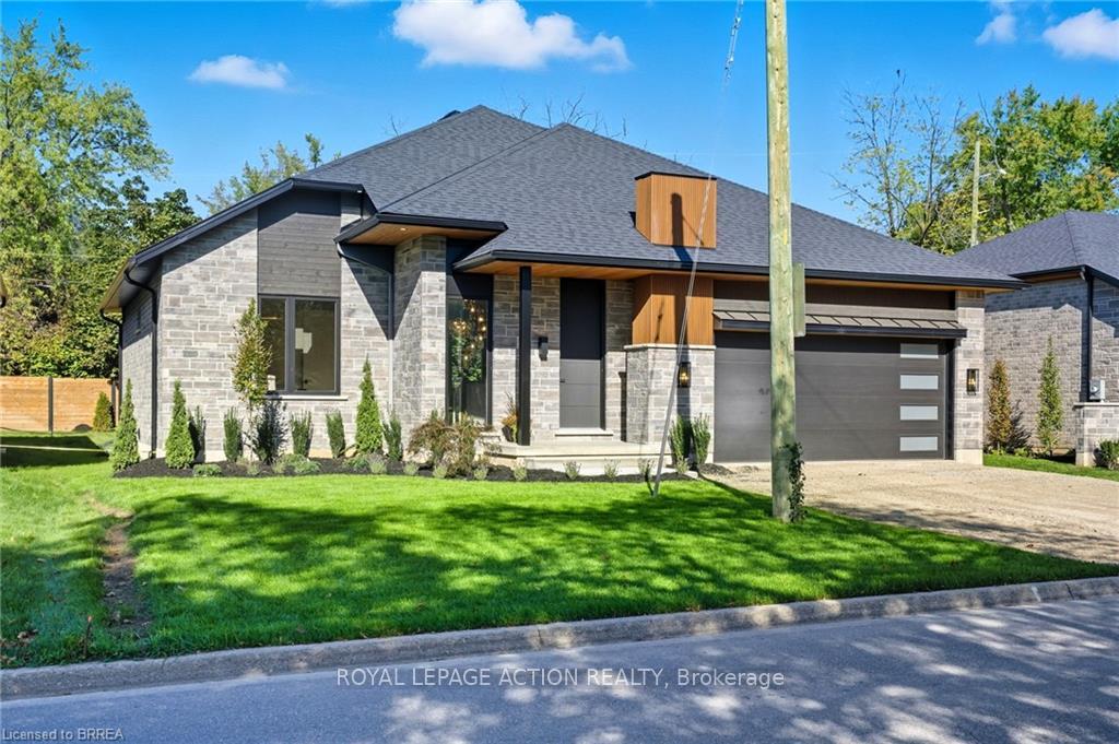 141 Parkside Drive Brantford Ontario Canada Sale residential Harry Kaler HomeLife Silvercity Realty Inc., Brokerage*