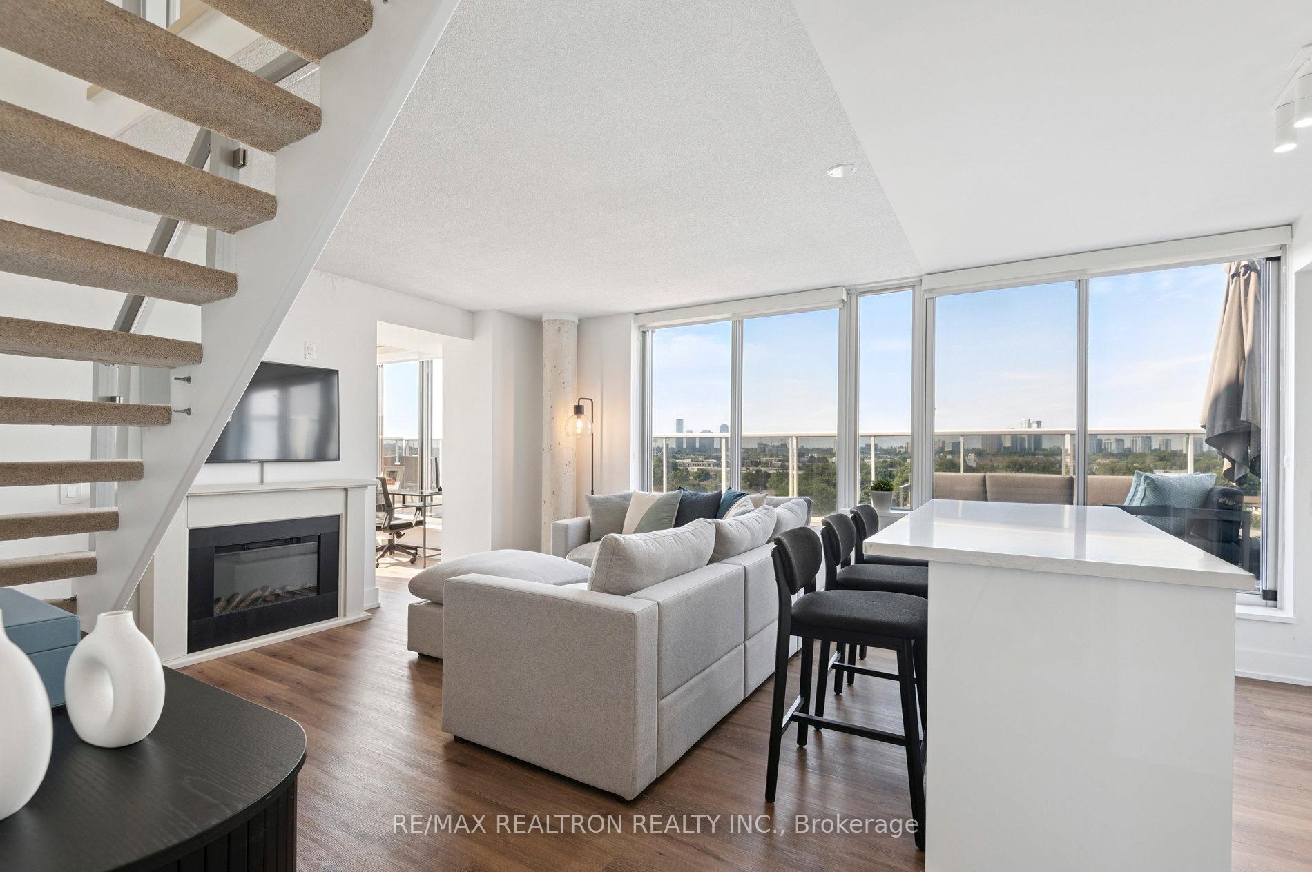 901 - 1040 The Queensway Avenue Toronto Ontario Canada Sale residential Paul Mazzei VestCore Realty Corp., Brokerage