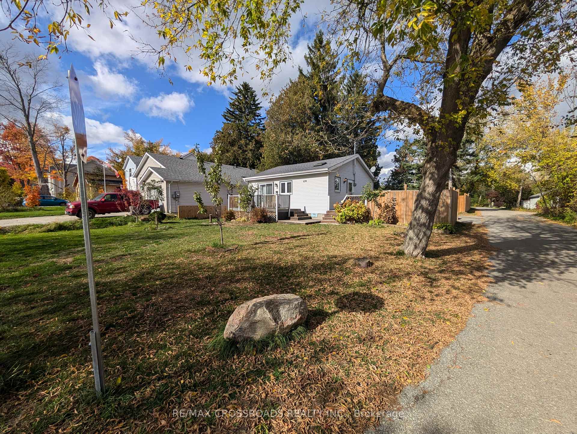 674 Chestnut Street Innisfil Ontario Canada Sale residential   RE/MAX CROSSROADS REALTY INC. Brokerage*