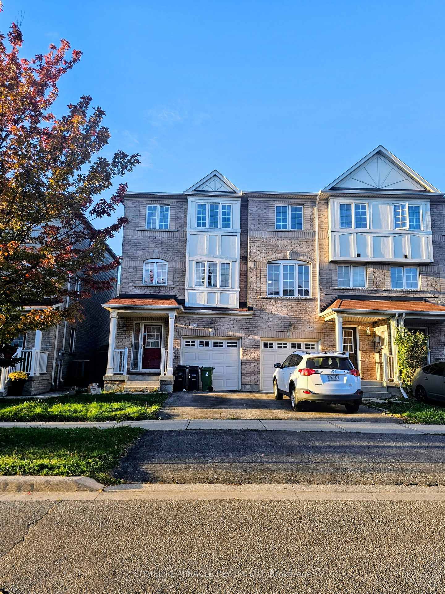 Main - 20 Etienne Street Toronto Ontario Canada Rent residential Gurdip Badwal HomeLife/Miracle Realty Ltd., Brokerage *