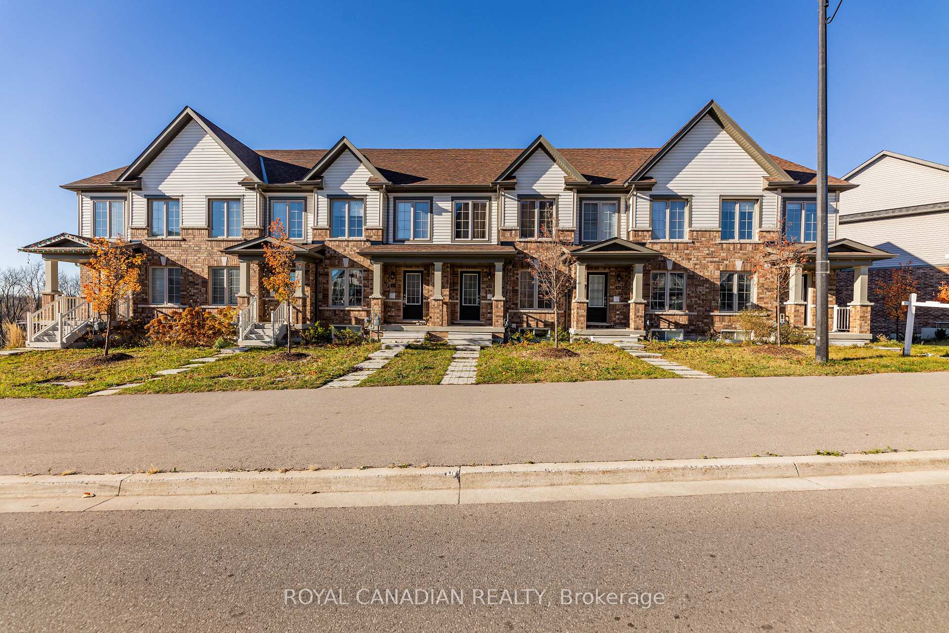 764 Linden Drive Cambridge Ontario Canada Rent residential Naveen Vadlamudi ROYAL CANADIAN REALTY, BROKERAGE*