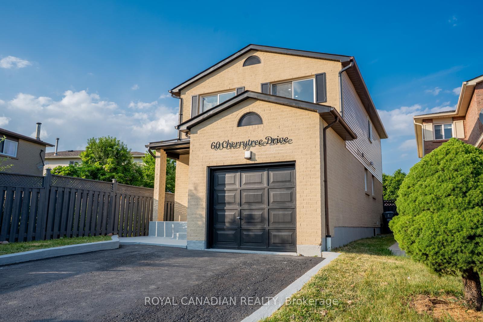 60 Cherrytree Drive W Brampton Ontario Canada Sale residential Naveen Vadlamudi ROYAL CANADIAN REALTY, BROKERAGE*