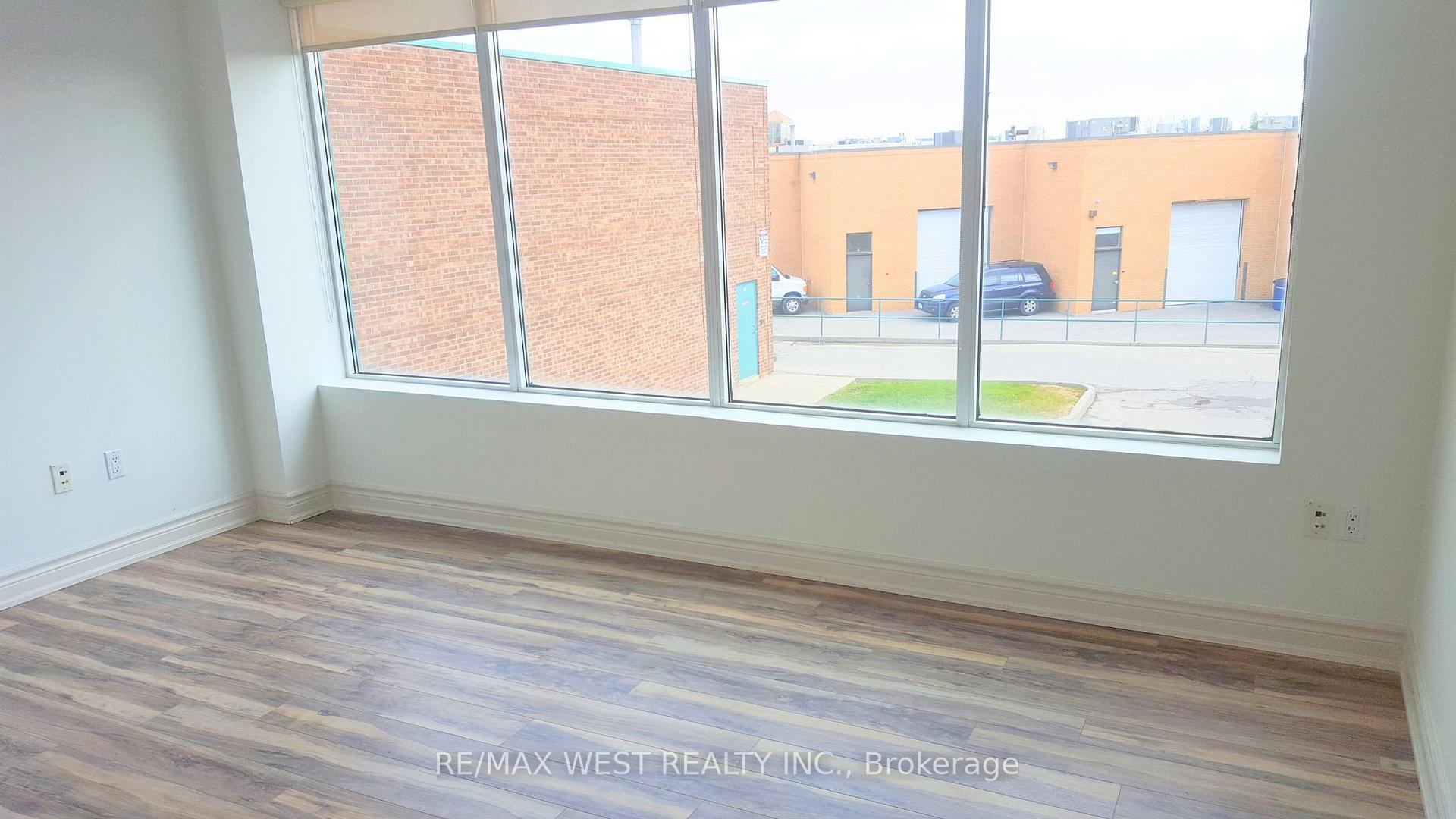 17 - 115 Woodstream Boulevard Vaughan Ontario Canada Lease commercial Andrew Conti RE/MAX West Realty Inc., Brokerage *