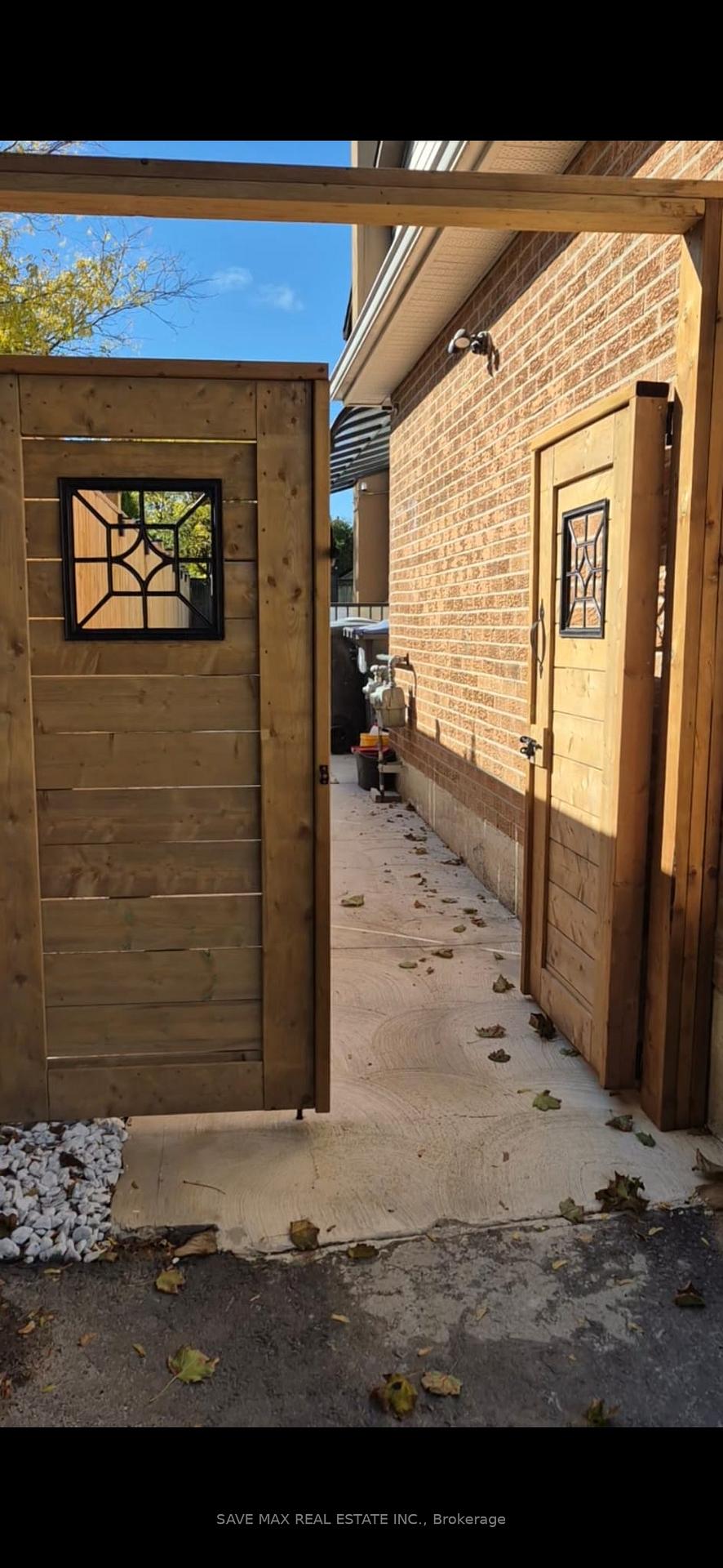 Legal B - 182 Skegby Road Brampton Ontario Canada Rent residential   Save Max Real Estate Inc., Brokerage *