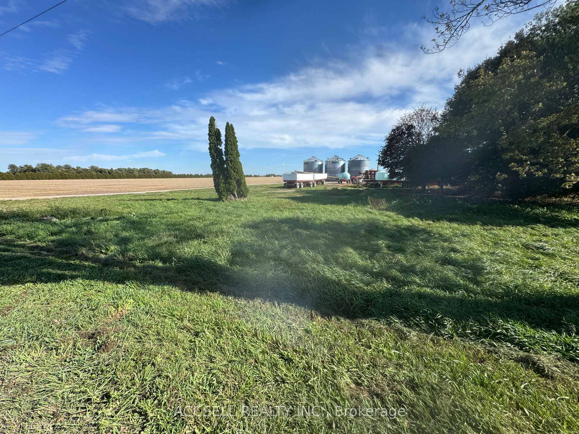 9576 Bush Line Line Chatham-Kent Ontario Canada Sale residential ARNAV KAUSHAL ACCSELL REALTY INC. Brokerage*