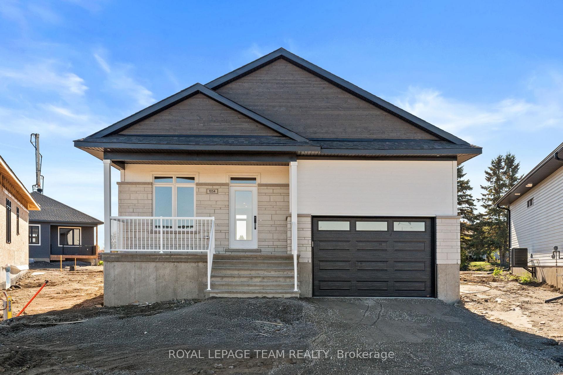 1054 Turner Drive Brockville Ontario Canada Sale residential   HomeLife/DLK Real Estate Ltd., Brokerage*