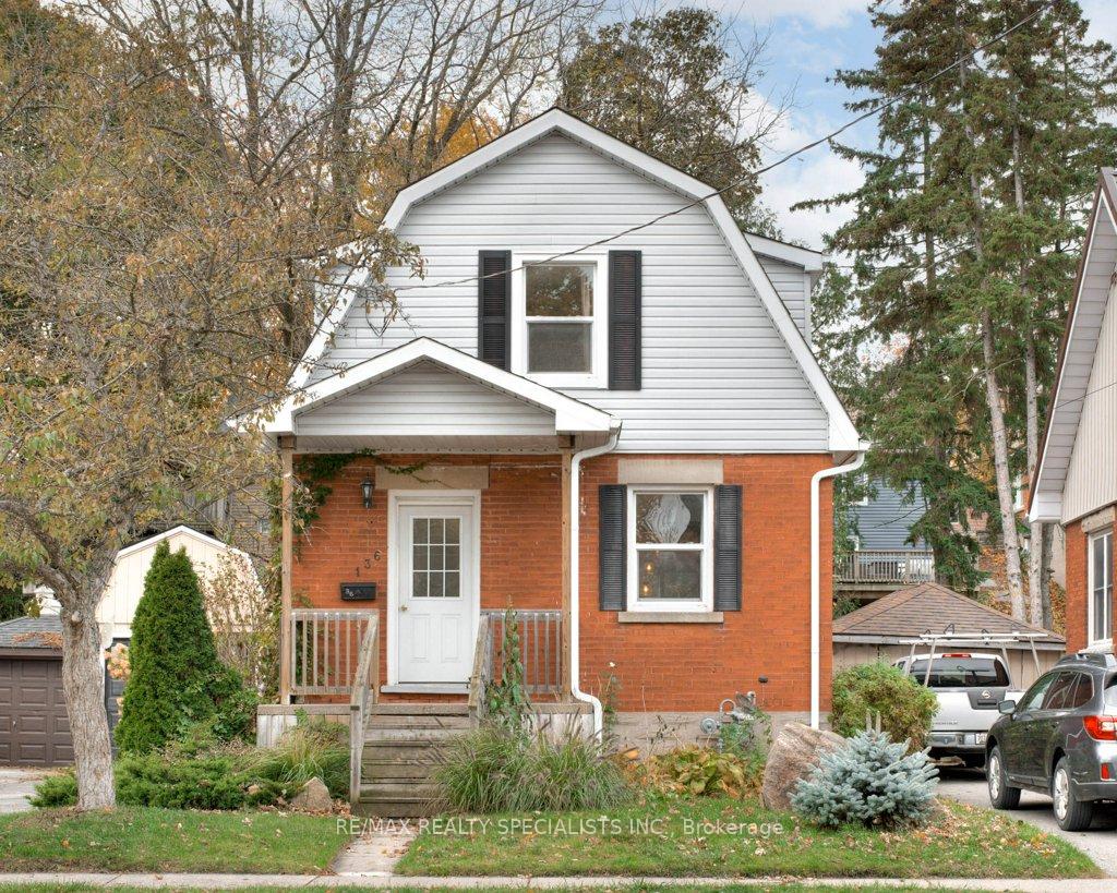 136 Alma Street N Guelph Ontario Canada Sale residential Paul Fletcher RE/MAX Realty Specialists Inc., Brokerage*