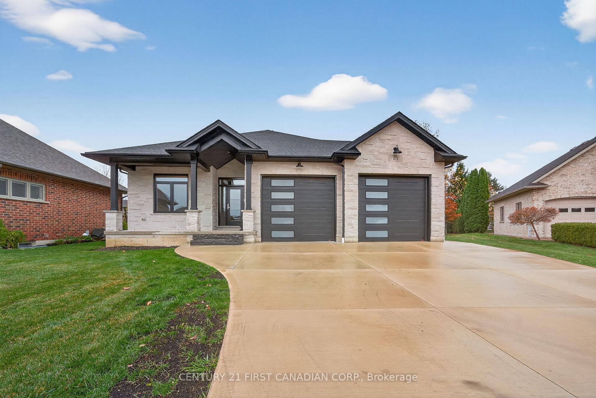 113 MacDonald Street Lambton Shores Ontario Canada Sale residential Steve Riddell SUTTON GROUP - SMALL TOWN TEAM REALTY INC. BROKERAGE*