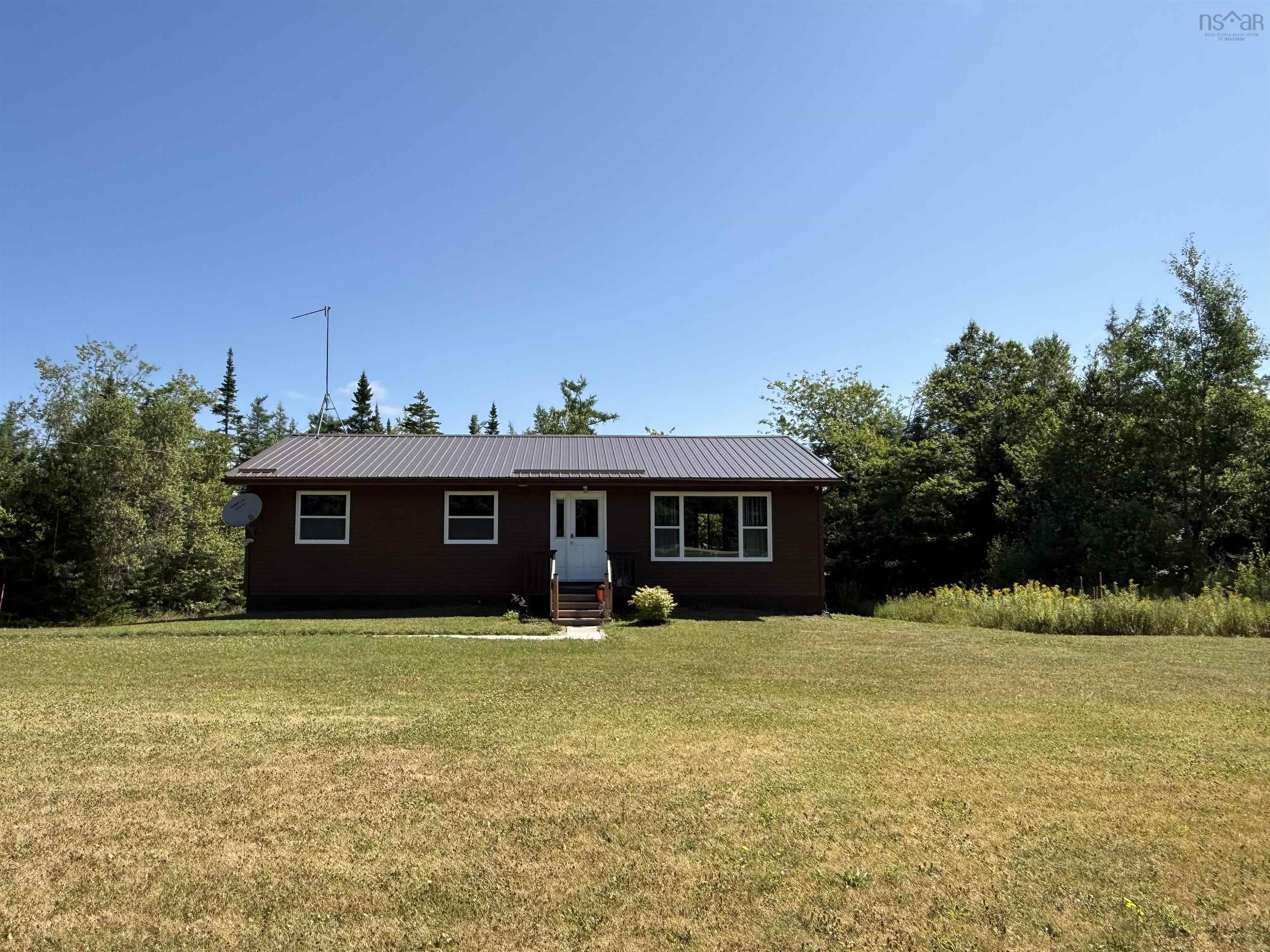 6536 Highway 224 Pleasant Valley Nova Scotia Canada Sale residential Hants Realty Limited