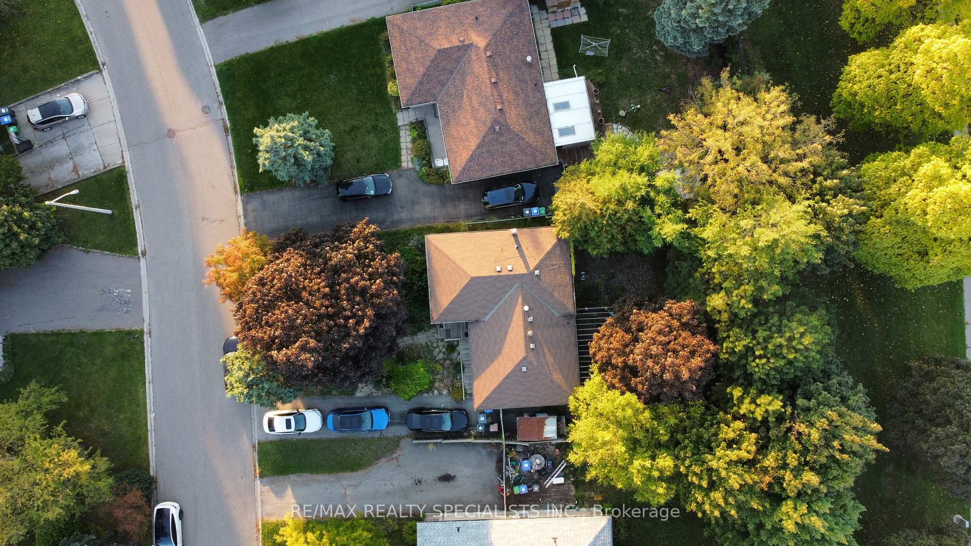 38 Dunblaine Crescent Brampton Ontario Canada Sale residential Anil Kumar RE/MAX Realty Specialists Inc., Brokerage *