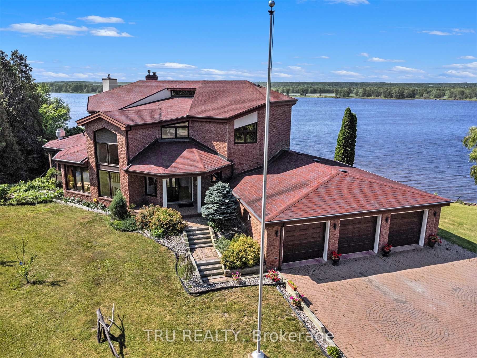 1915 REGIONAL ROAD 174 Highway Ottawa Ontario Canada Sale residential Marina Karshuli TRU REALTY , BROKERAGE*