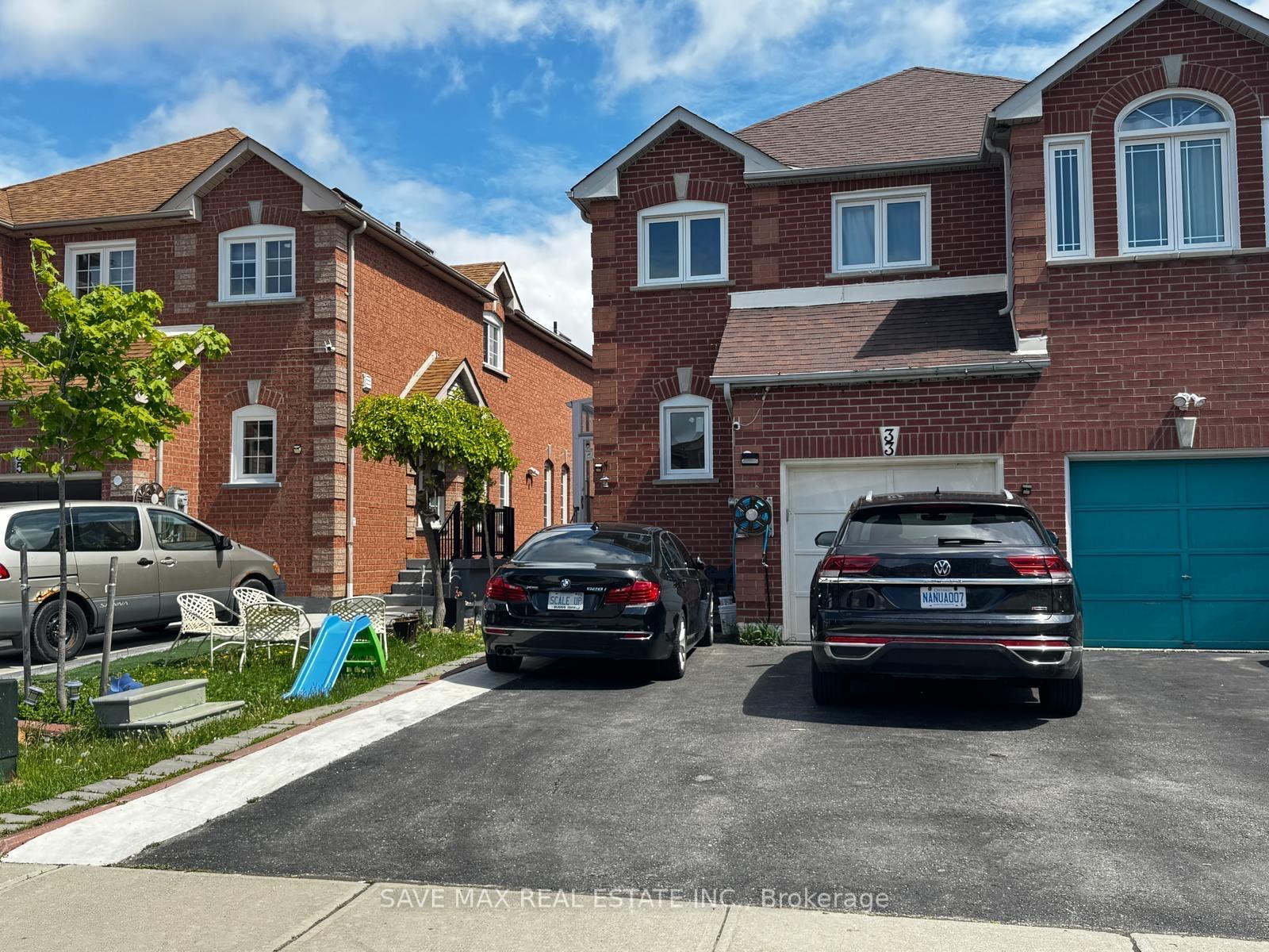 33 Piane Avenue Brampton Ontario Canada Sale residential   Save Max Real Estate Inc., Brokerage *