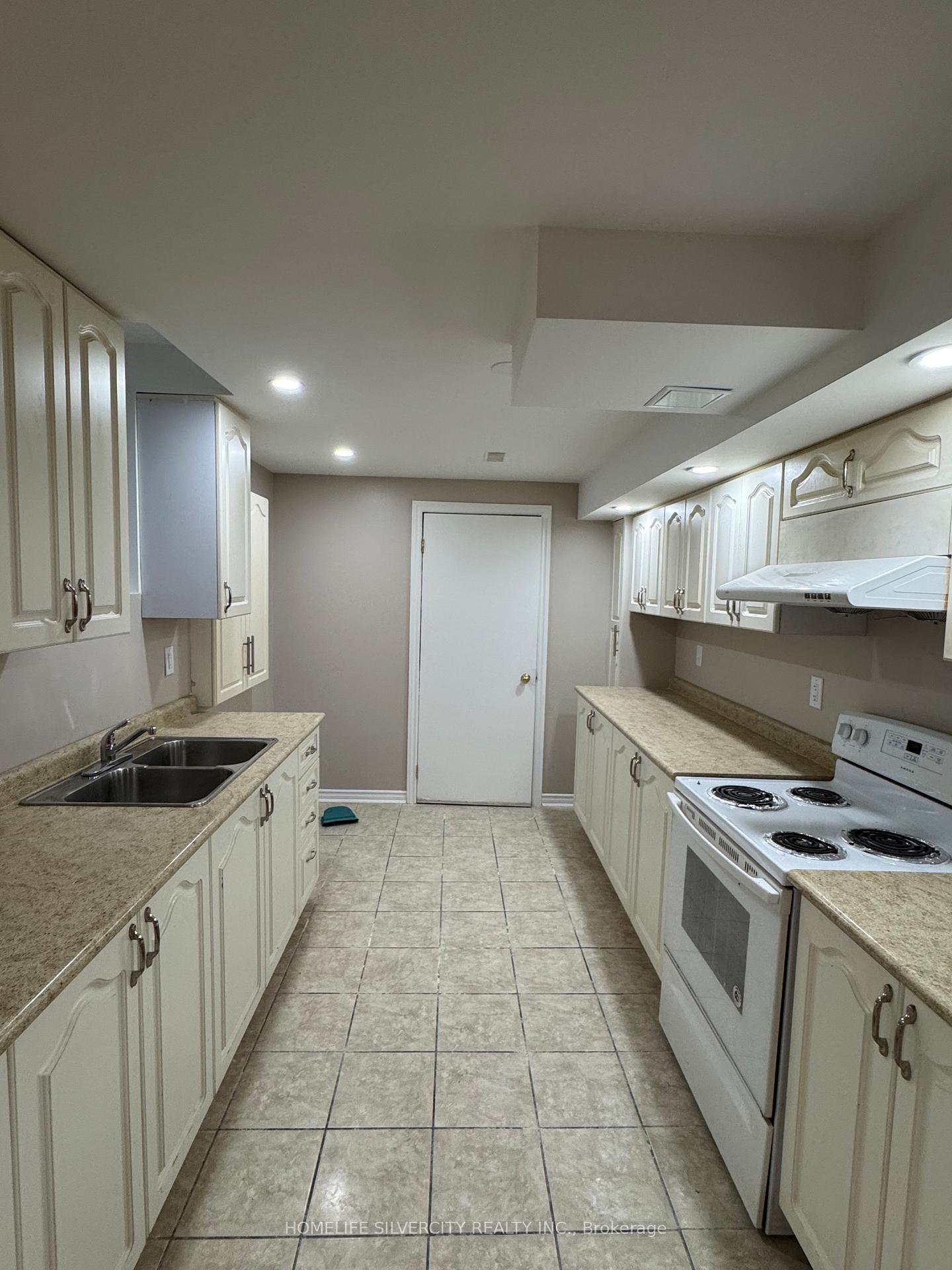 Basemen - 9 Elsmere Road W Brampton Ontario Canada Rent residential Major Nagra HomeLife Silvercity Realty Inc., Brokerage*