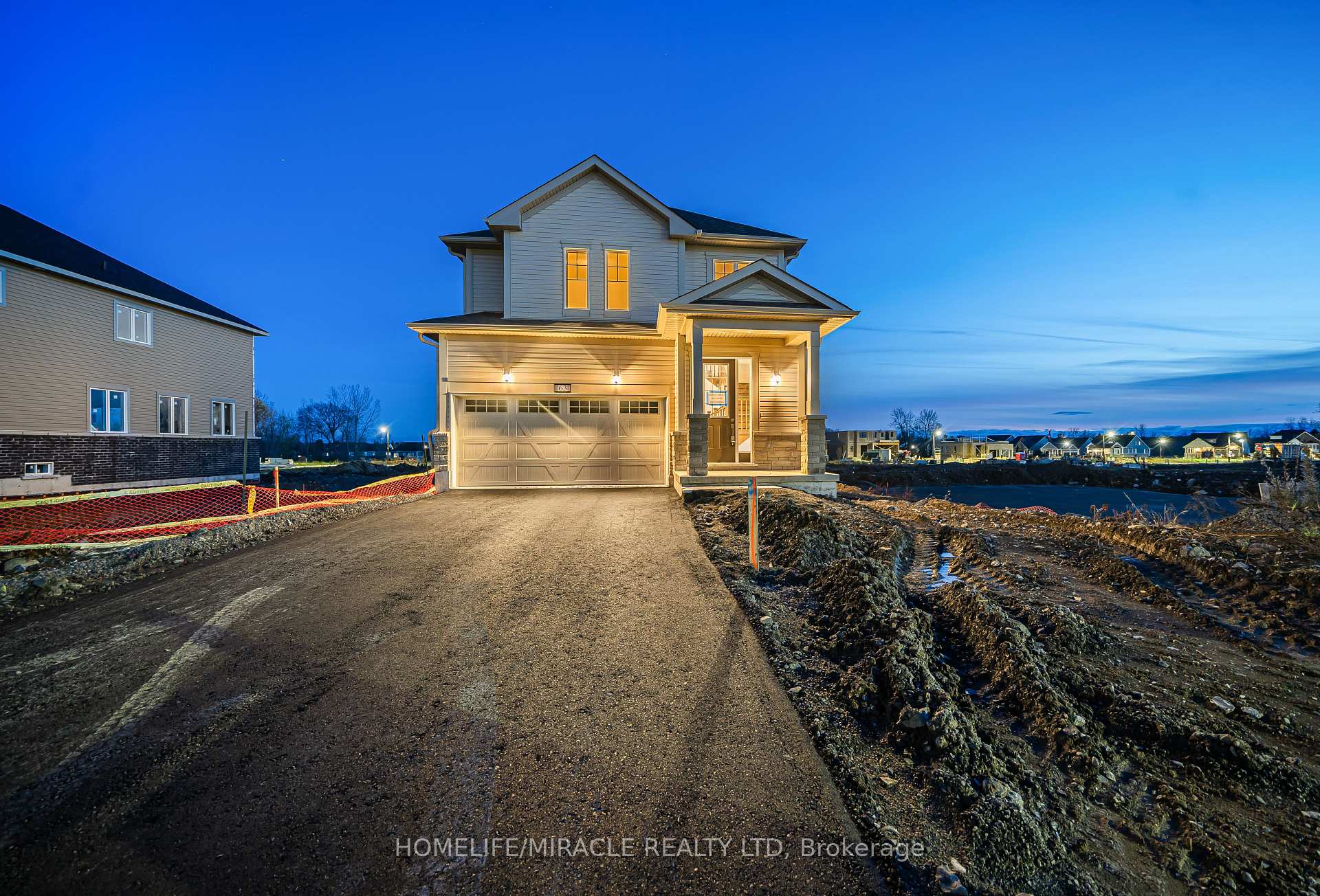 63 Royal Oak Crescent Loyalist Ontario Canada Rent residential Anil Gupta HomeLife/Miracle Realty Ltd., Brokerage*