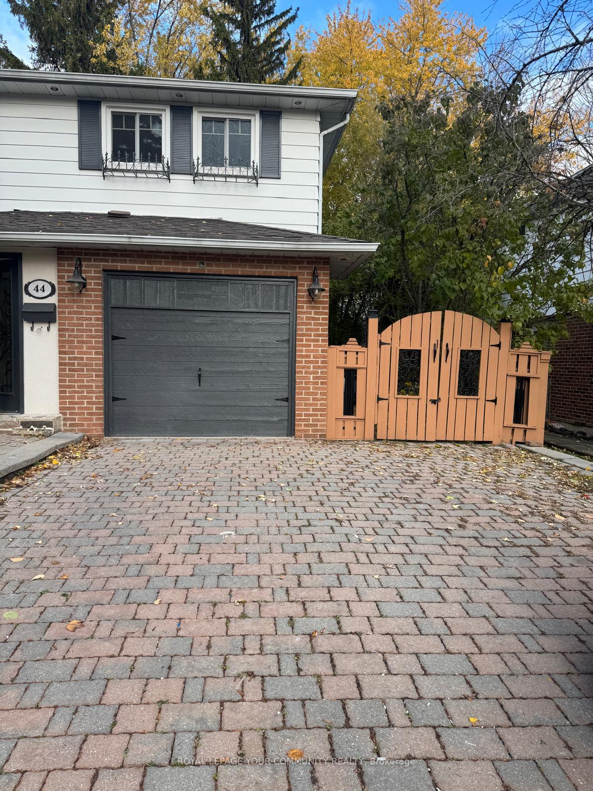 44 Royal Orchard Boulevard Markham Ontario Canada Rent residential Frank Reyhani Re/Max Your Community Realty, Brokerage *