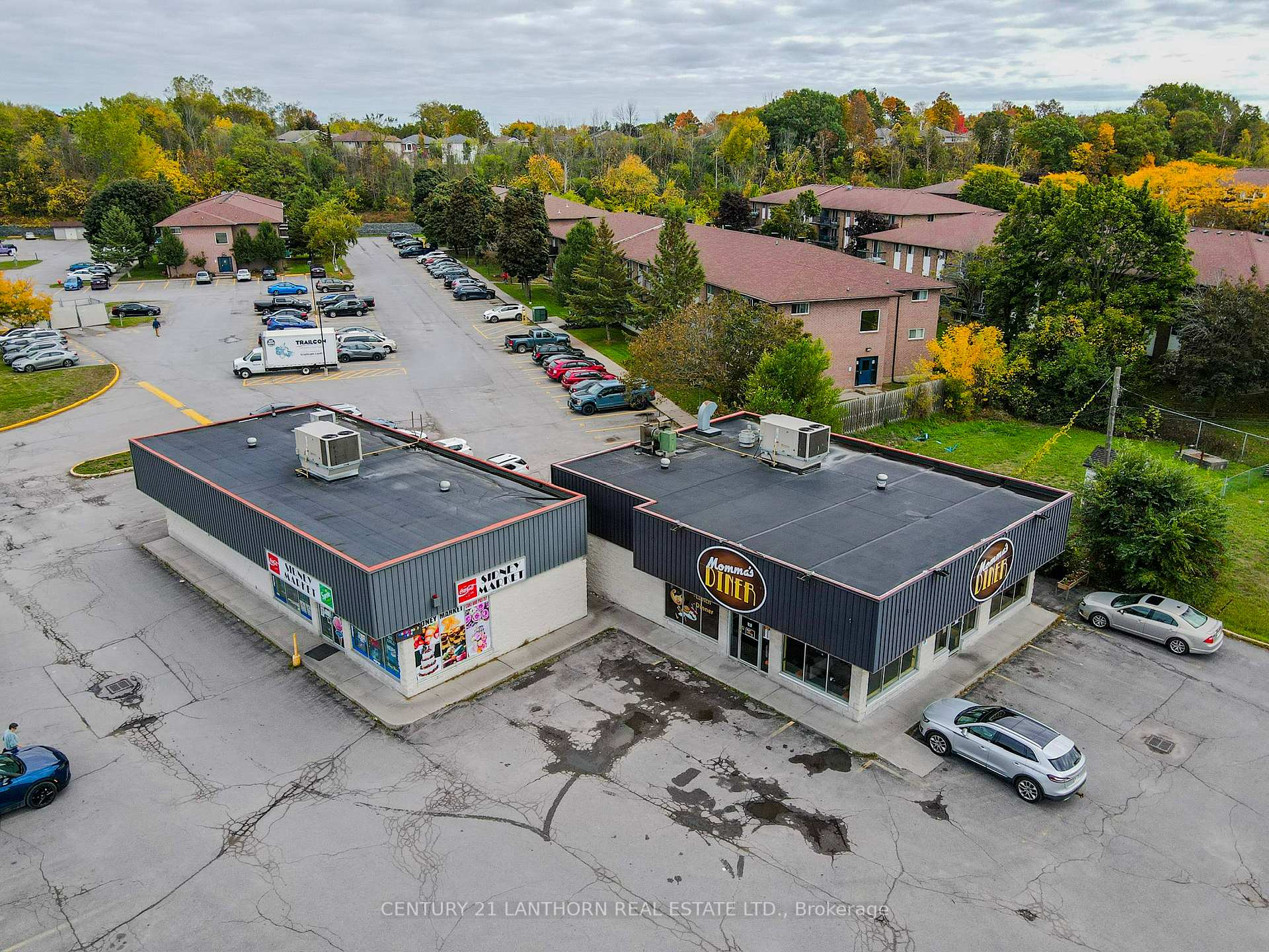 423-425 Sidney Street Quinte West Ontario Canada Sale commercial Ahmed Amin Hamed Aly Right at Home Realty, Brokerage*