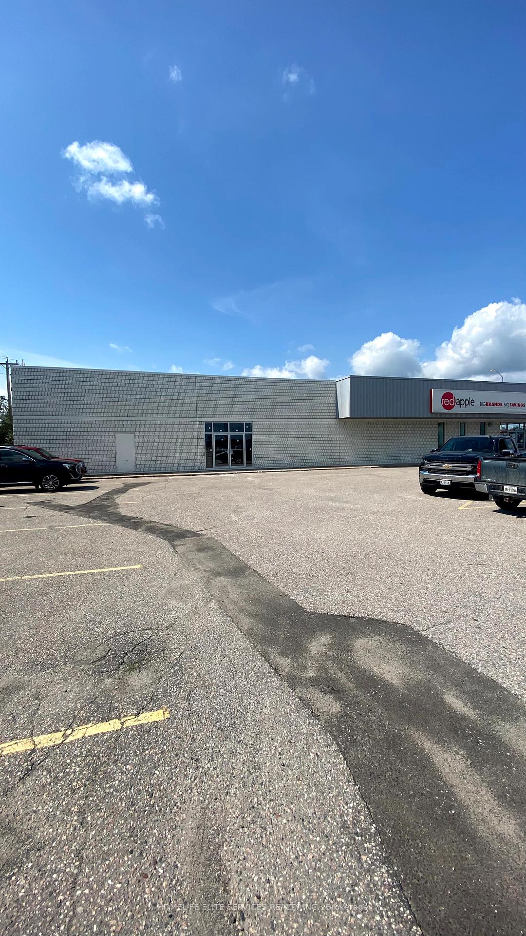 210 Front Drive West Nipissing Ontario Canada Lease commercial   HomeLife Realty Services Inc.