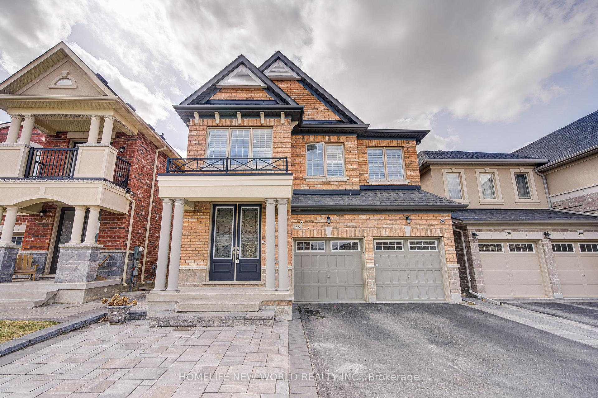 88 Roth Street Aurora Ontario Canada Sale residential Katerina Atapina HomeLife New World Realty Inc., Brokerage*