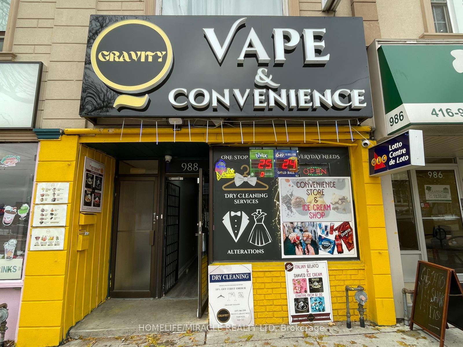 988 St Clair Avenue W Toronto Ontario Canada Sale commercial Rajesh Patel HomeLife/Miracle Realty Ltd., Brokerage *