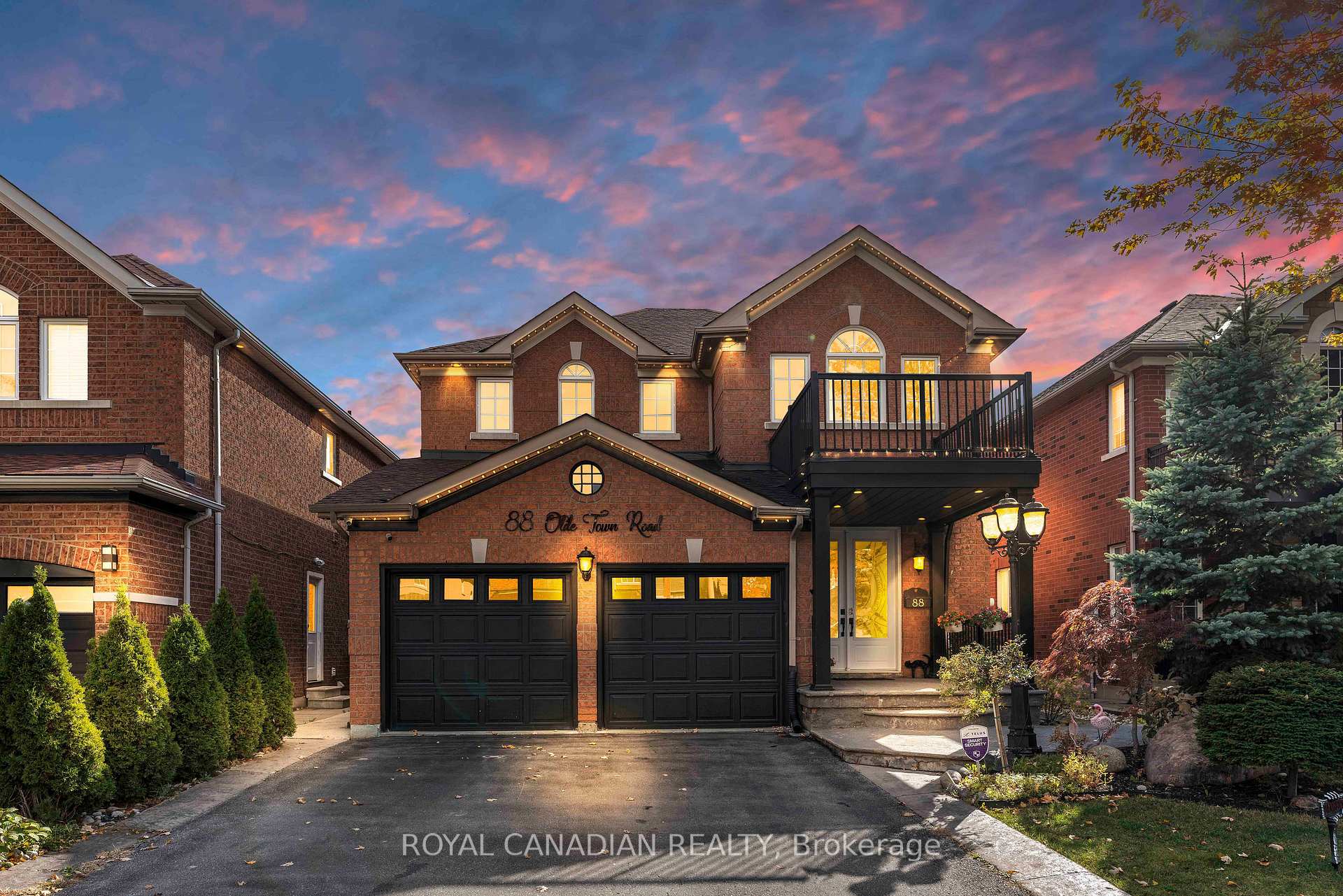 88 Olde Town Road Brampton Ontario Canada Sale residential Naveen Vadlamudi ROYAL CANADIAN REALTY, BROKERAGE*