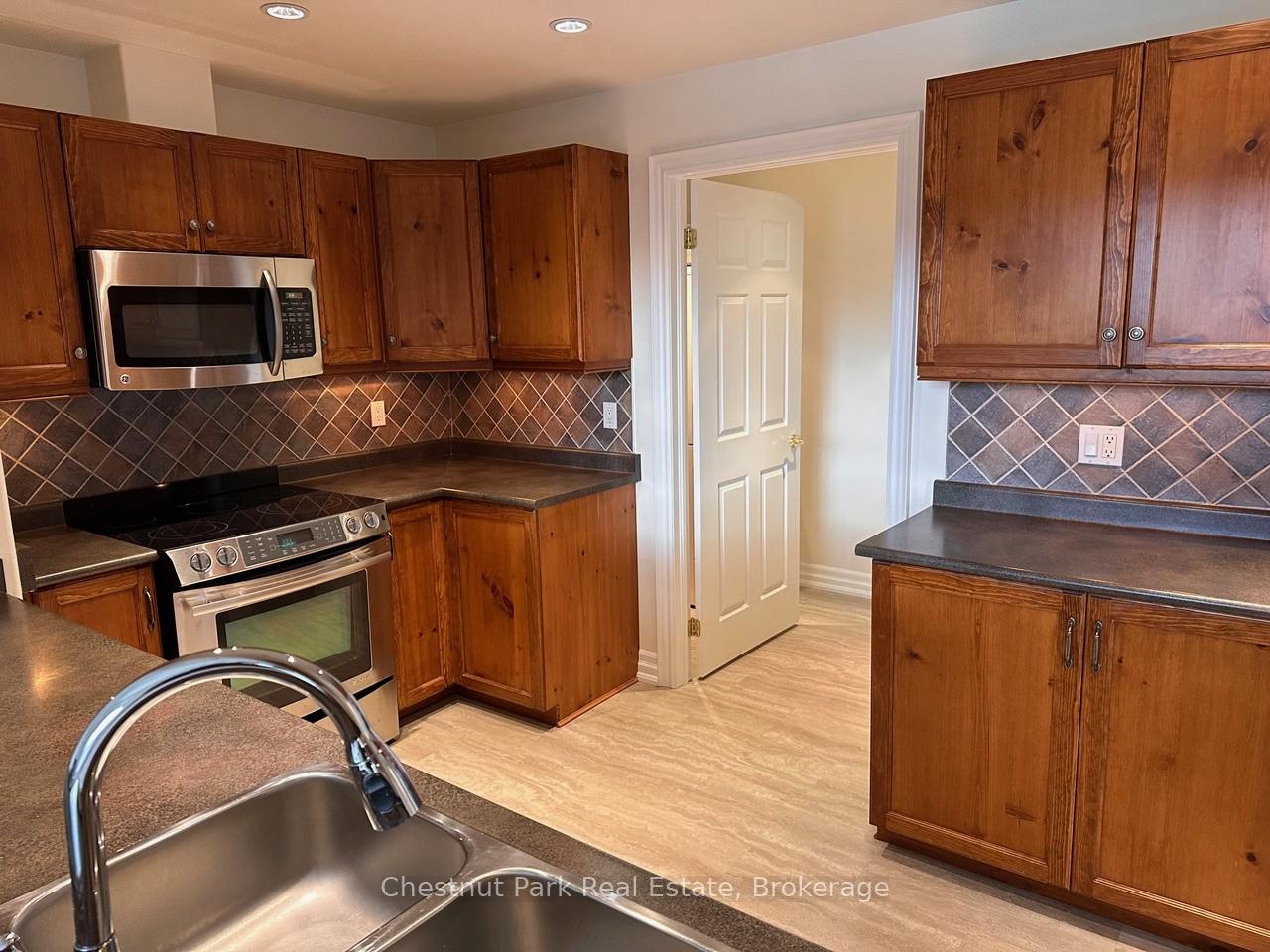 2 Bedroom Apartment/Flat's Image 8