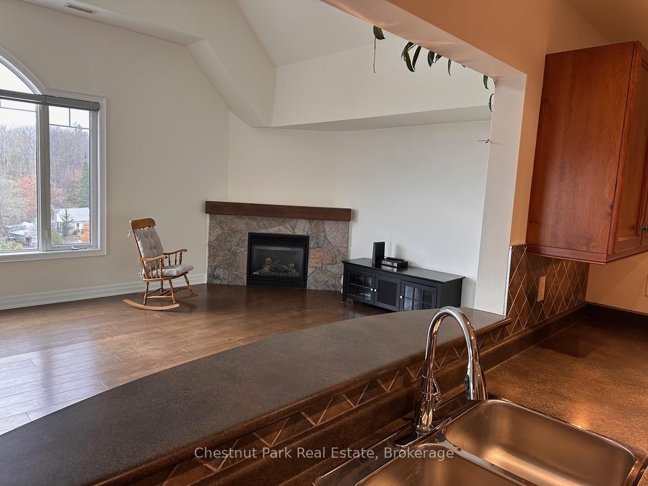 2 Bedroom Apartment/Flat's Image 11