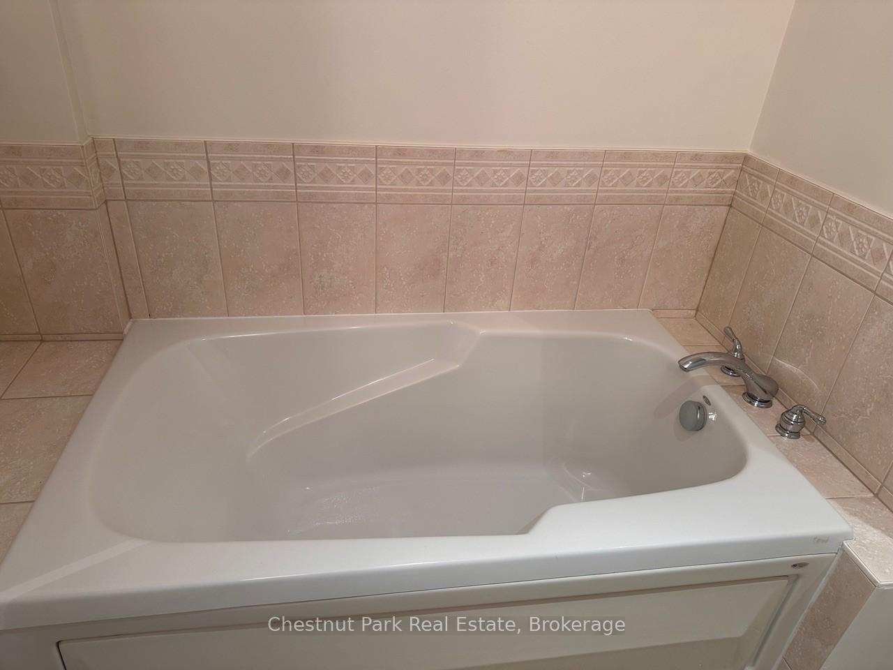 2 Bedroom Apartment/Flat's Image 6