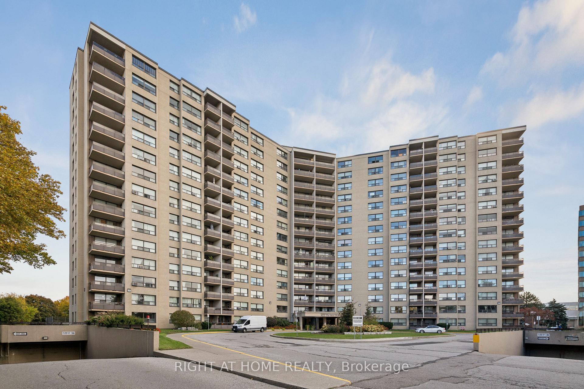 1120 - 451 The West Mall Toronto Ontario Canada Sale residential Julia Knott Right at Home Realty, Brokerage*