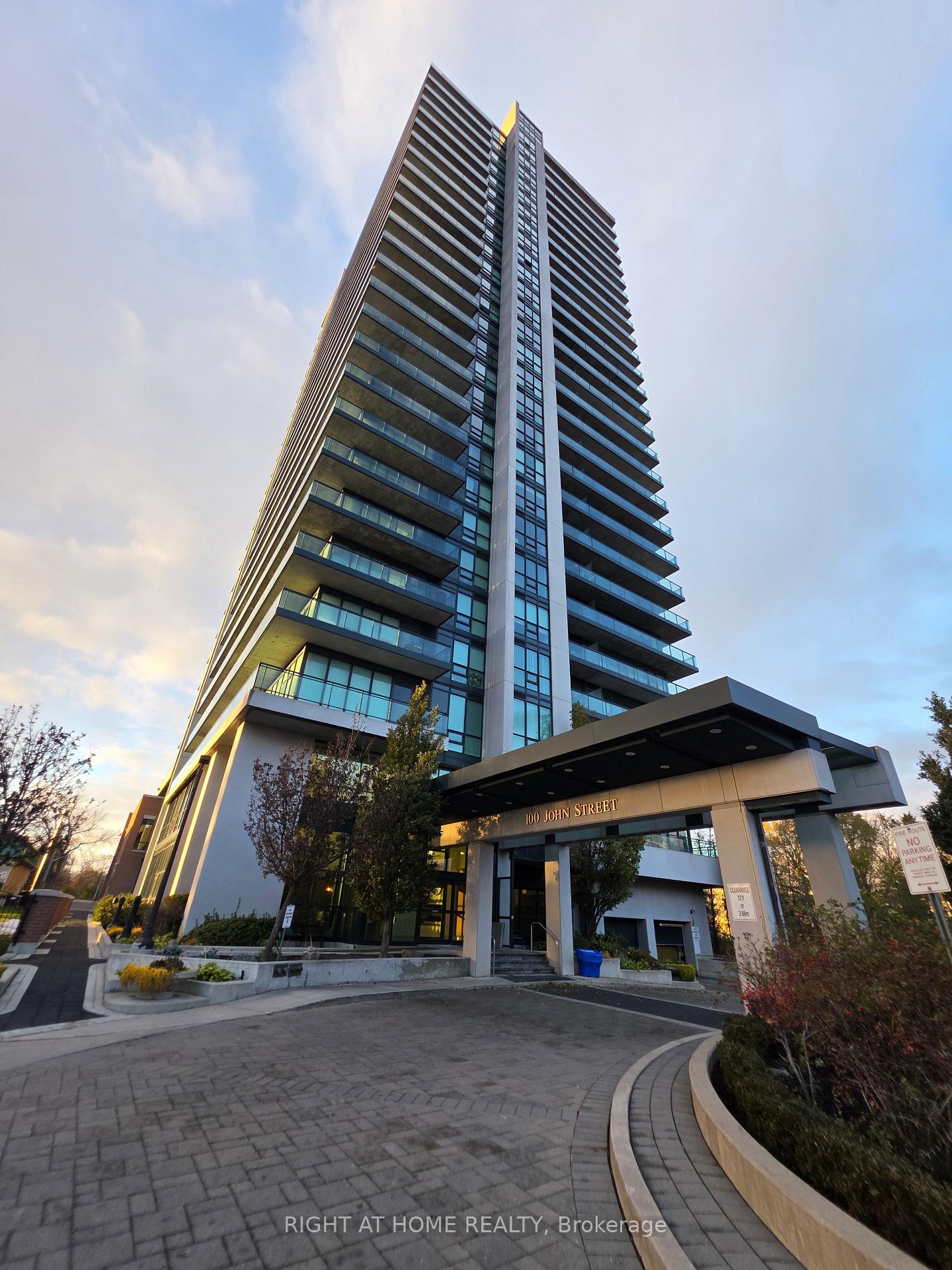 508 - 100 John Street Brampton Ontario Canada Sale residential Julia Knott Right at Home Realty, Brokerage*