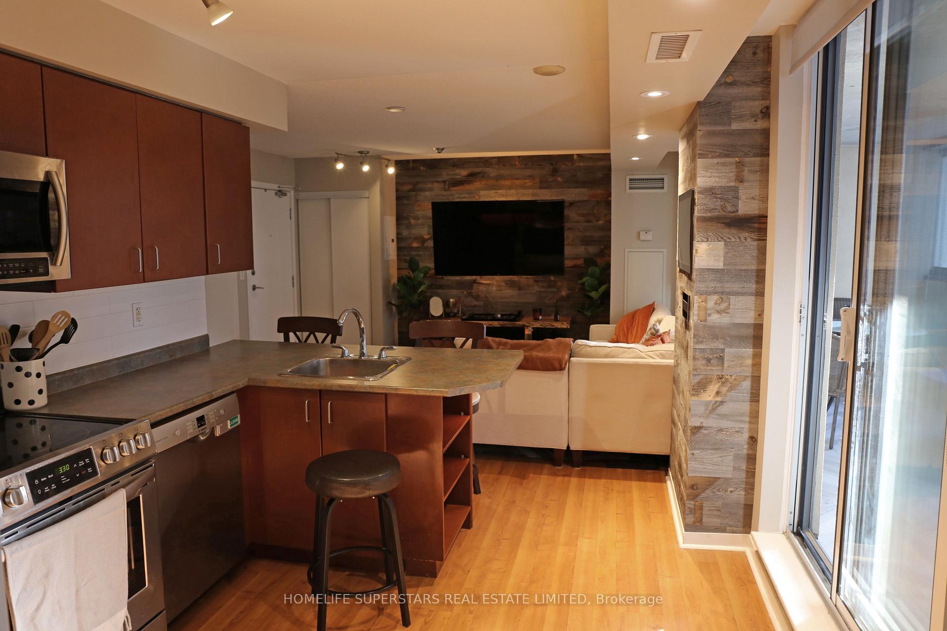 609 - 76 Shuter Street Toronto Ontario Canada Rent residential Ashok Chauhan HomeLife Superstars Real Estate Ltd., Brokerage*