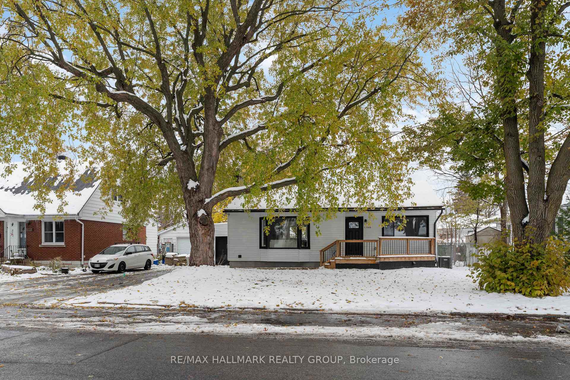 1796 Saunderson Drive Ottawa Ontario Canada Sale residential Henga Nayeri Right at Home Realty, Brokerage*