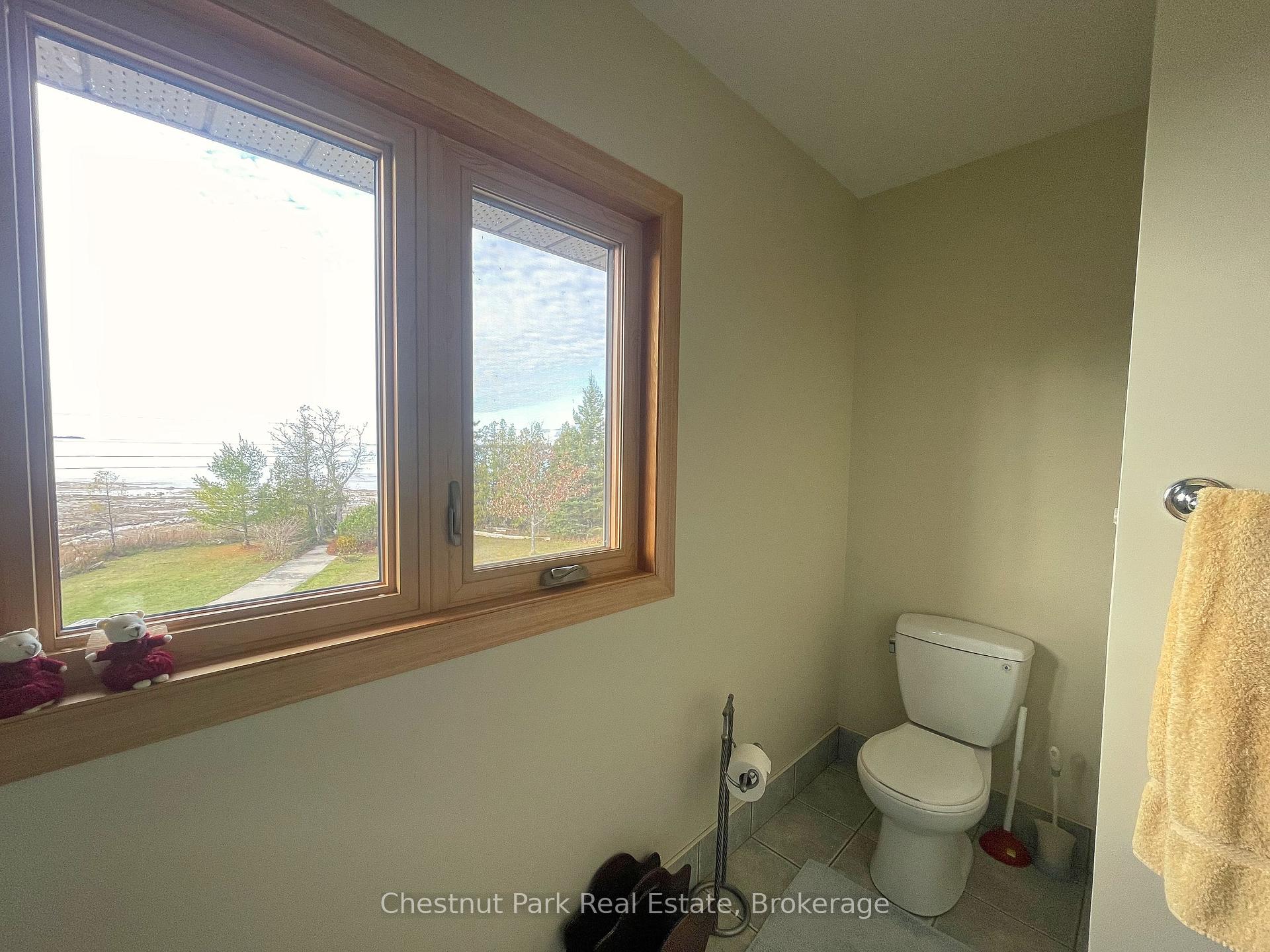 4 Bedroom Single Family Home/House's Image 18