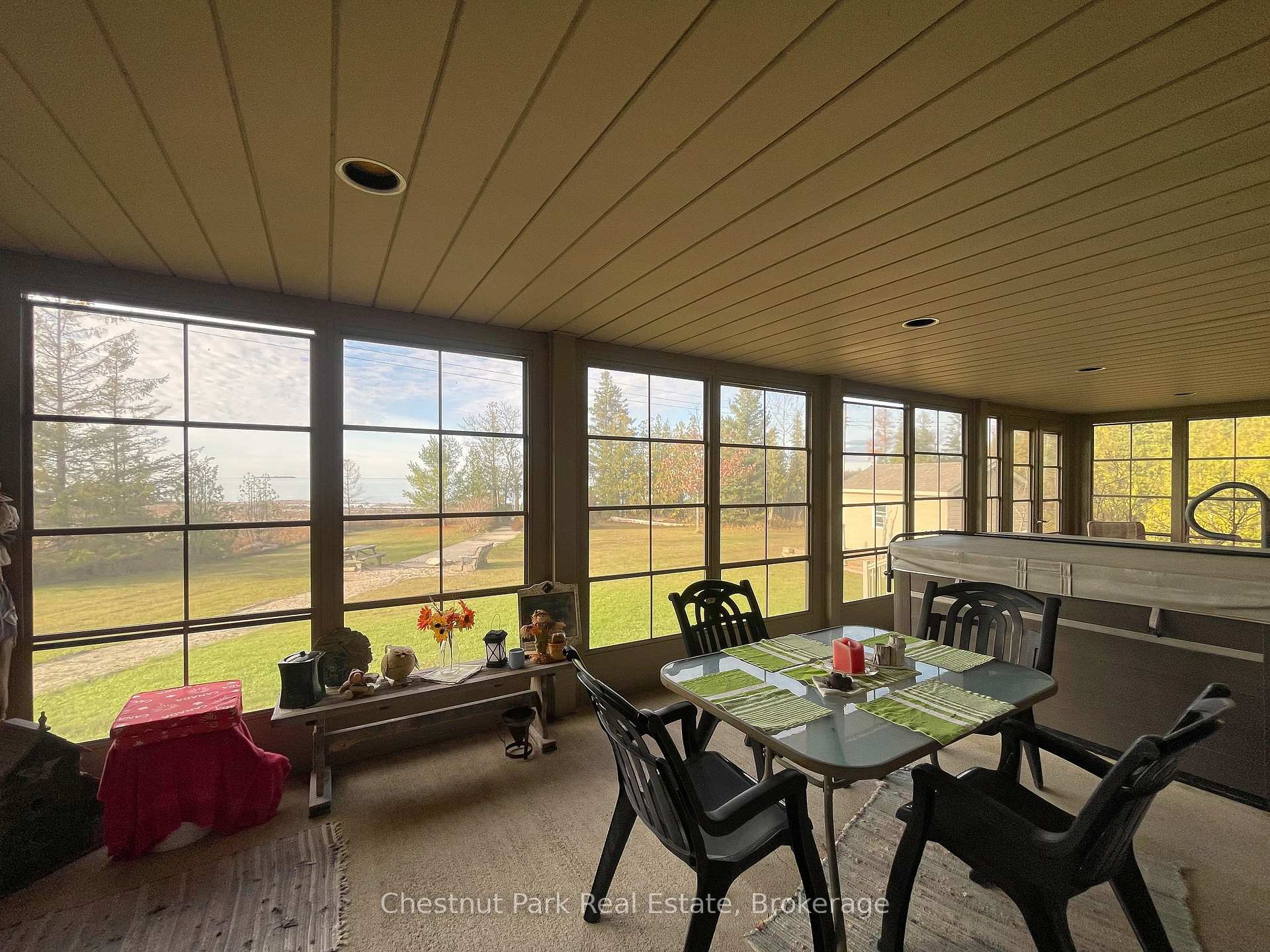 4 Bedroom Single Family Home/House's Image 6