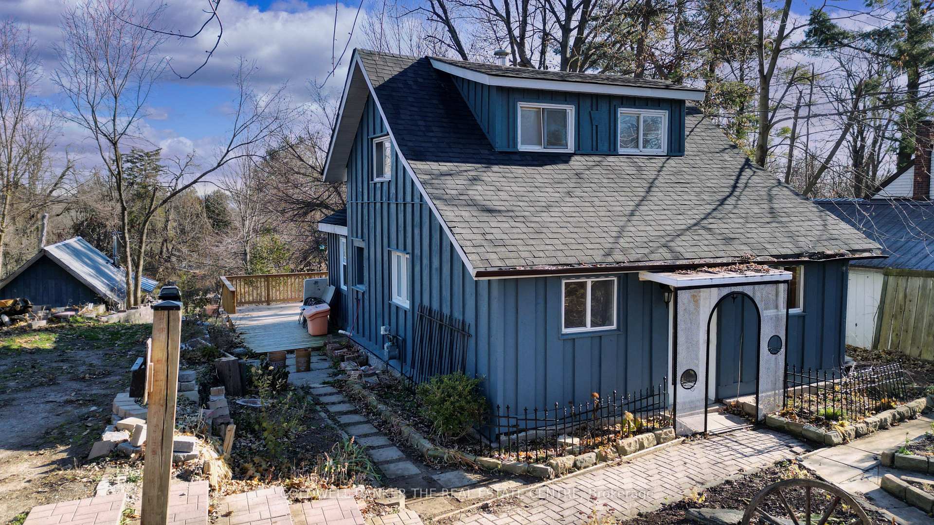 532 Laclie Street Orillia Ontario Canada Sale residential Becky Spencer Coldwell Banker The Real Estate Centre, Brokerage*