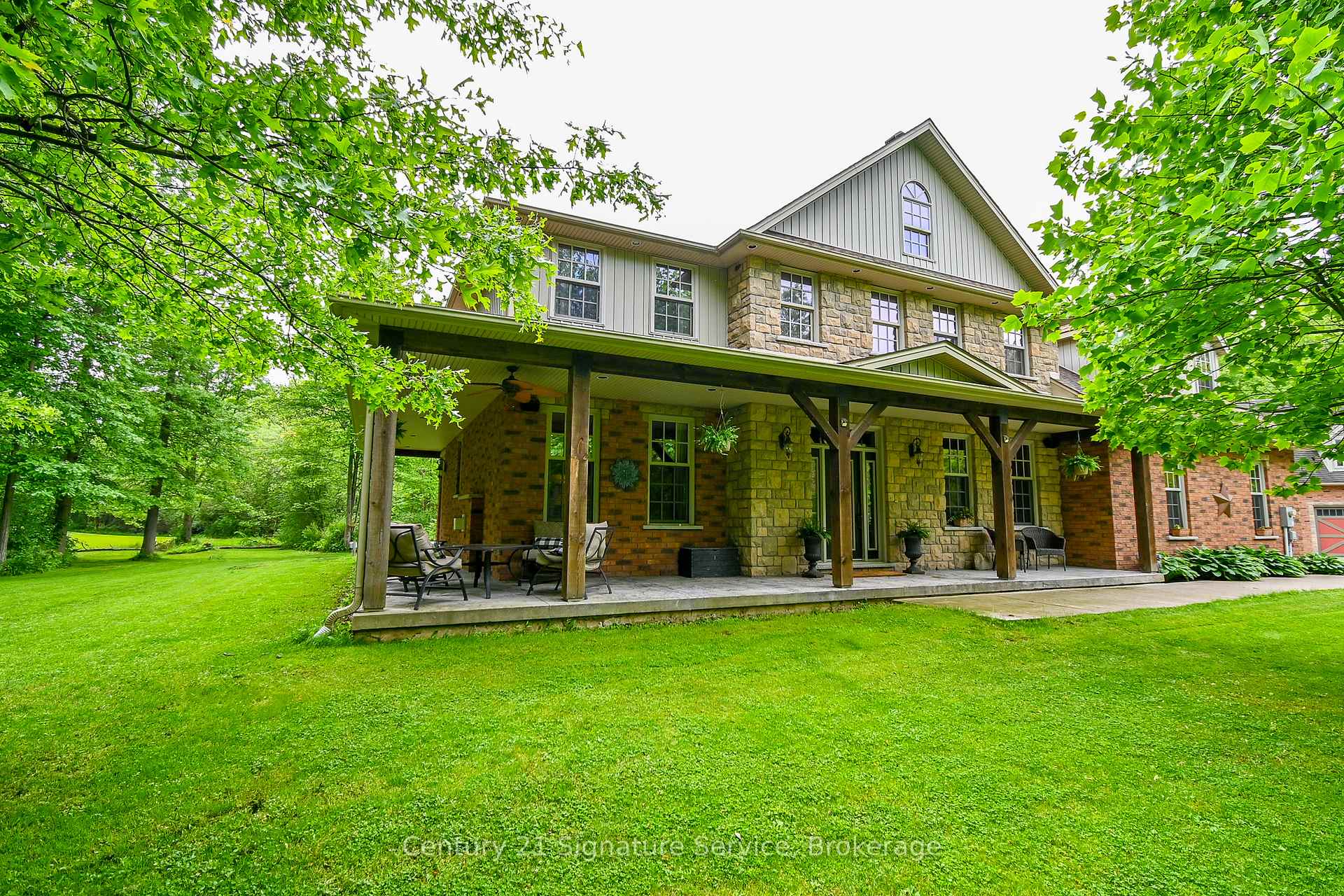 2495 Garrison Road Fort Erie Ontario Canada Sale residential Kosta Michalidis Century 21 Signature Service