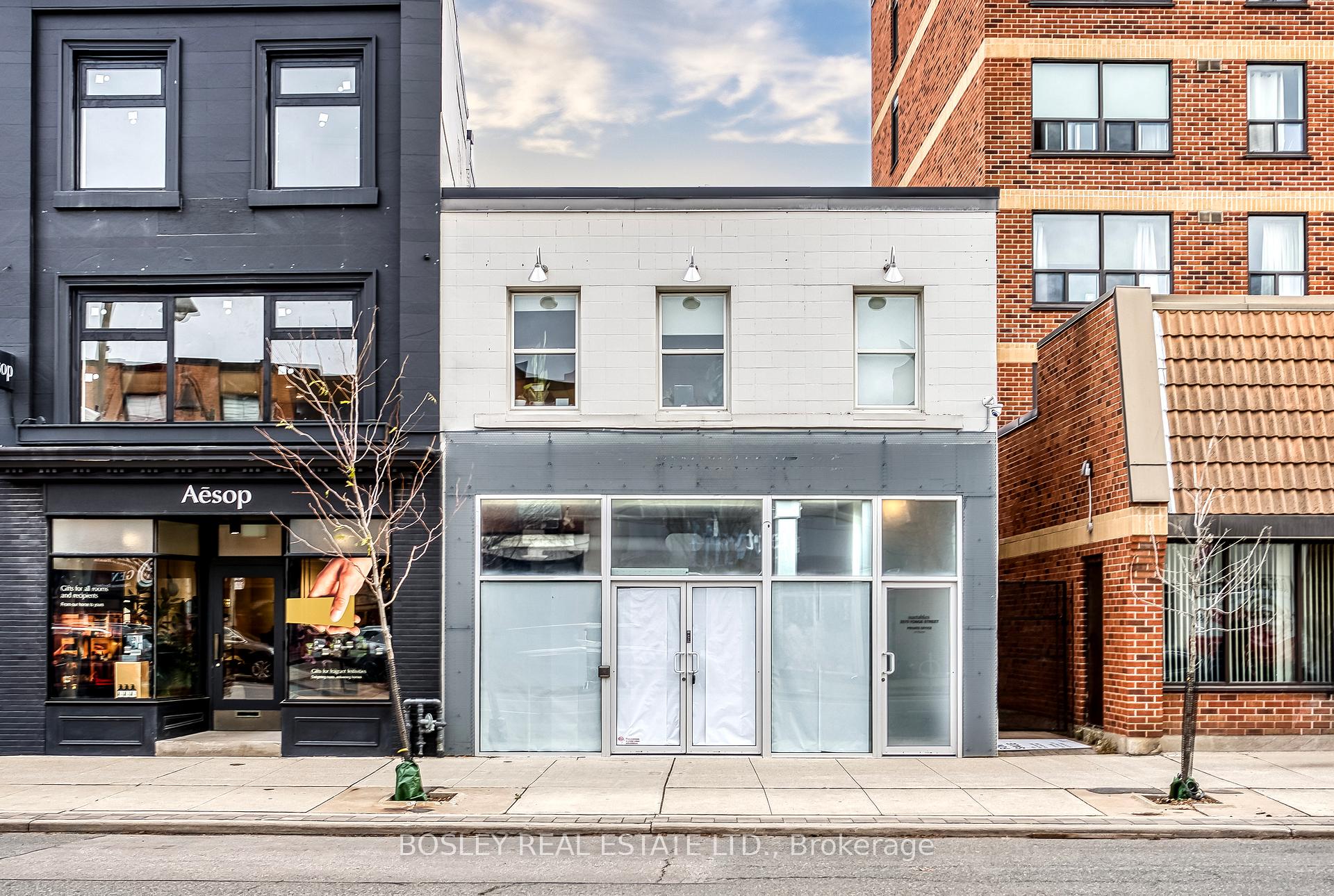 2577 Yonge Street Toronto Ontario Canada Lease commercial Mary Kapches Bosley Real Estate, Brokerage *