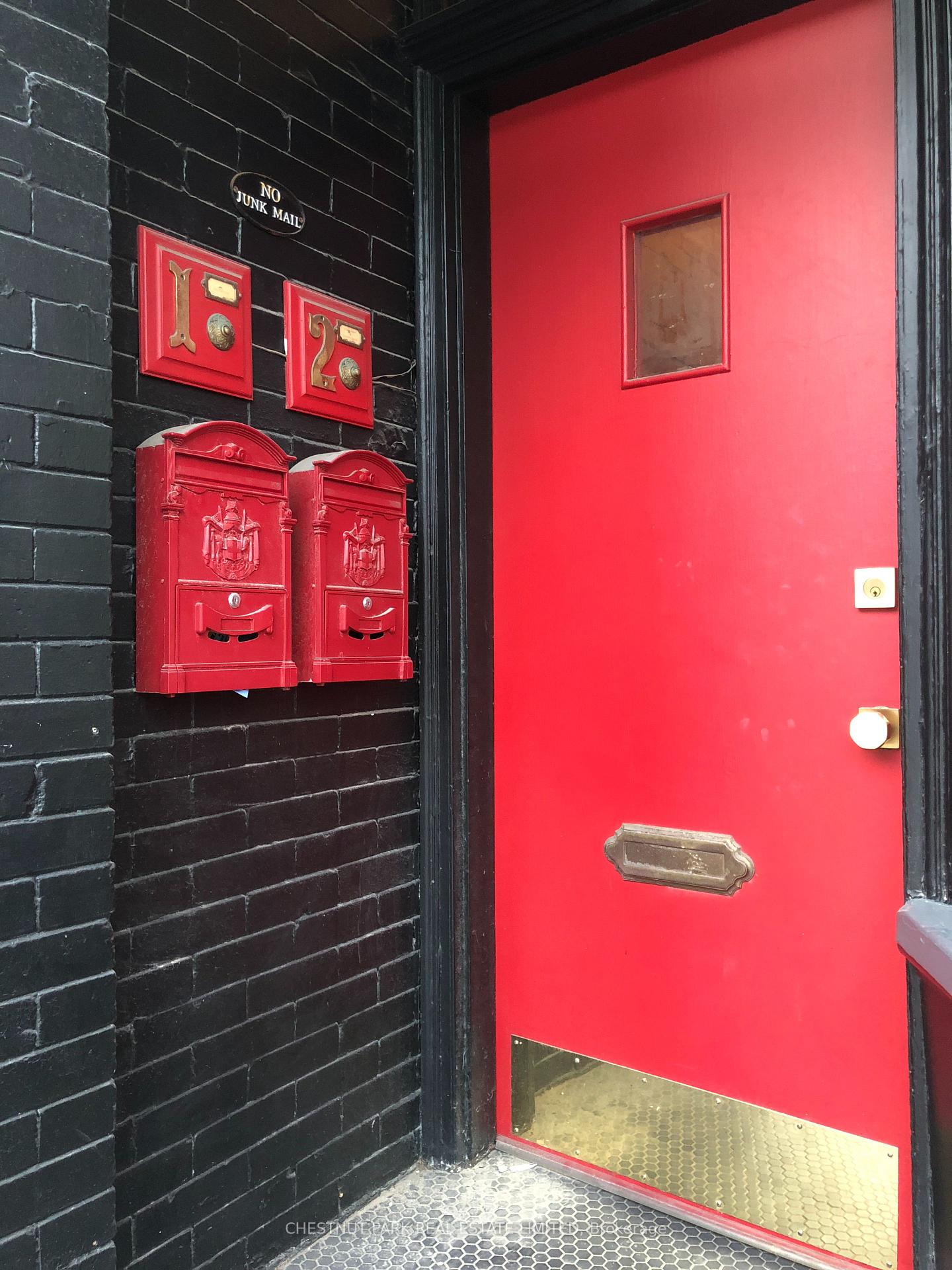 1 - 476 Roncesvalles Avenue Toronto Ontario Canada Rent residential Chris Killam CHESTNUT PARK REAL ESTATE LIMITED BROKERAGE*