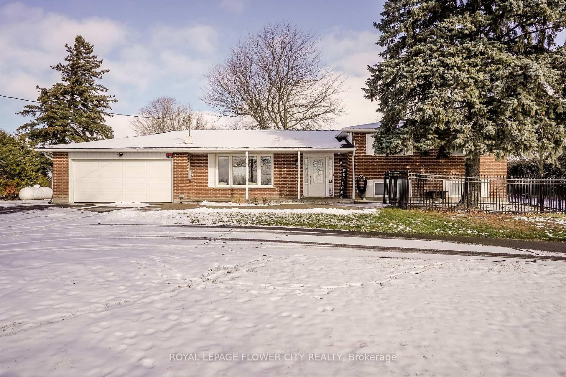 14073 CENTREVILLE CREEK Road Caledon Ontario Canada Sale residential Bobby Dhillon Royal LePage Flower City Realty, Brokerage *