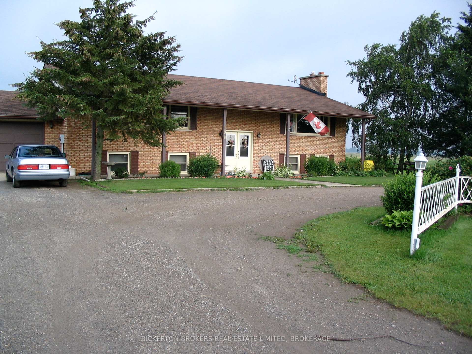 108 Russell Road N Front Of Leeds & Seeleys Bay Ontario Canada Sale residential Bickerton Brokers Limited, Brokerage *