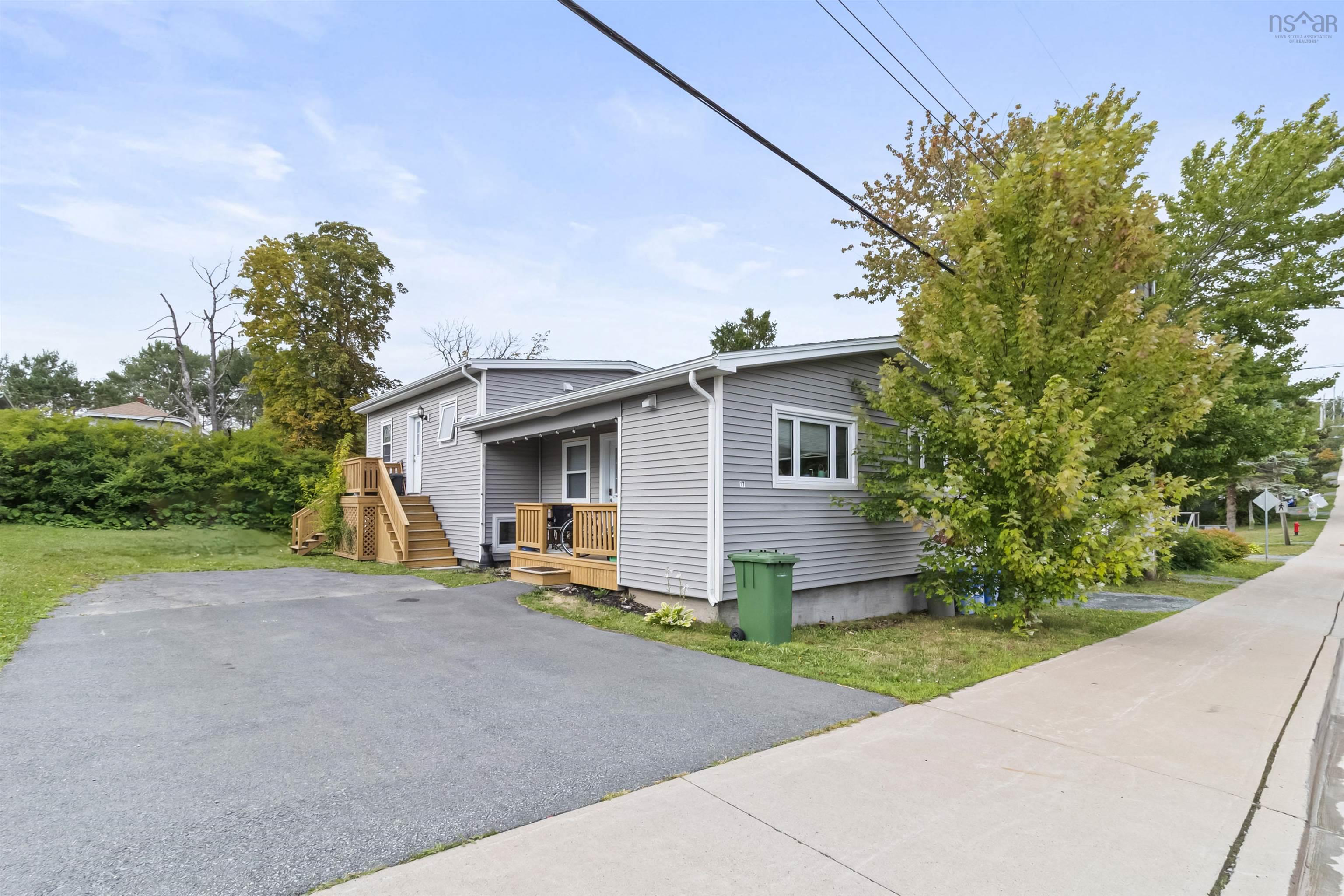 17 Chadwick Street Dartmouth Nova Scotia Canada Sale residential KELLER WILLIAMS SELECT REALTY