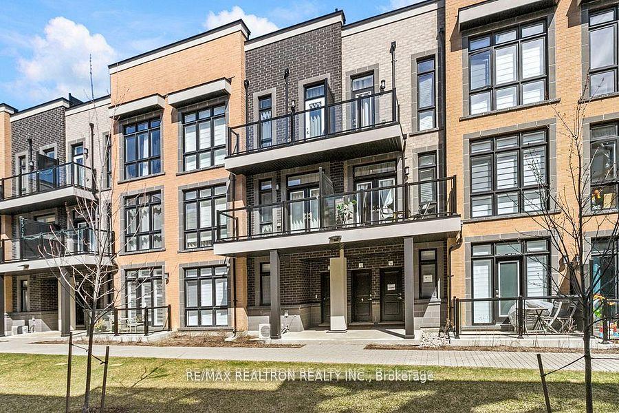 12 - 8 Sayers Lane Richmond Hill Ontario Canada Sale residential Baiju Vijayaraghavan RE/MAX Realtron Realty Inc., Brokerage *