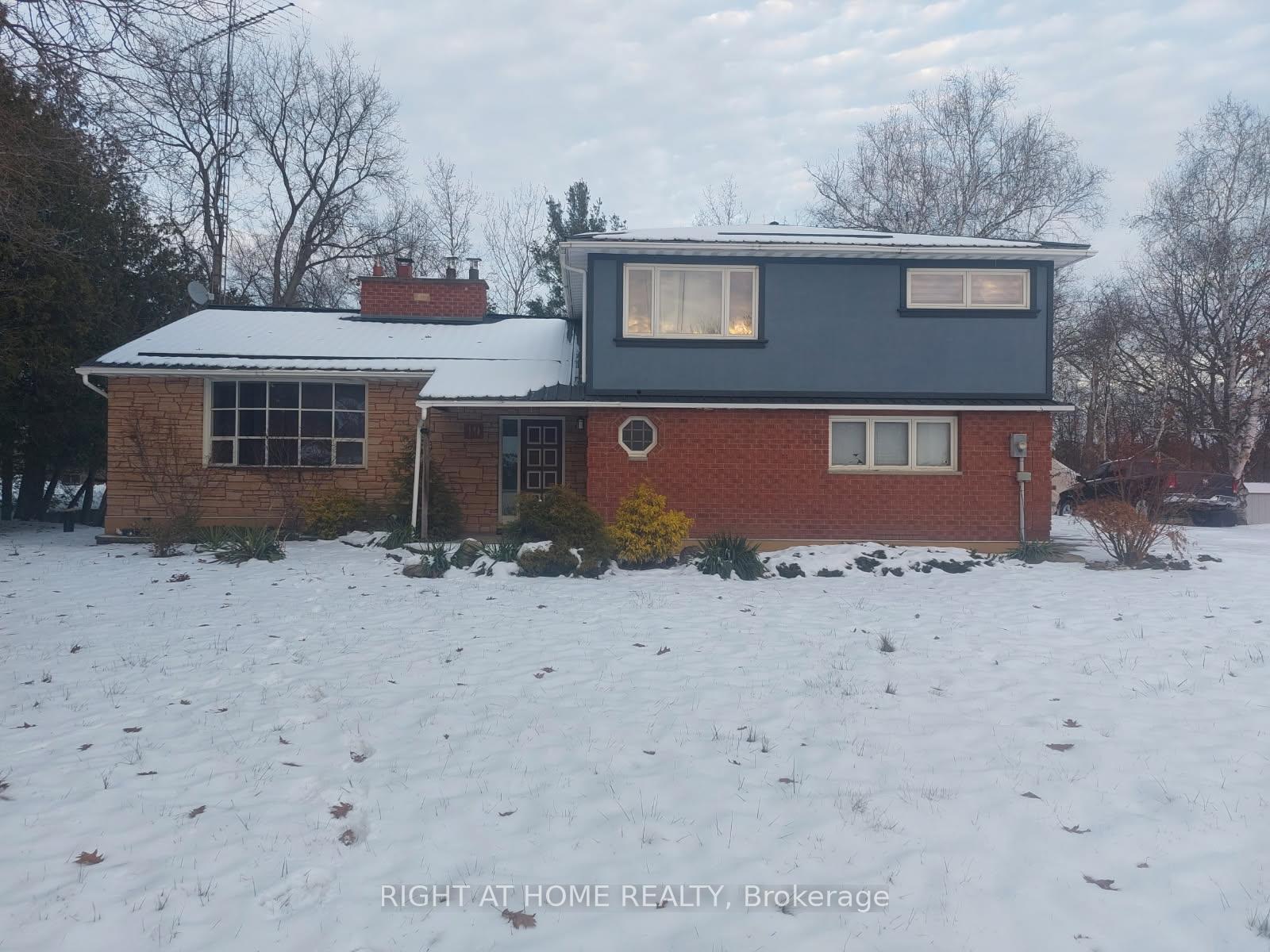 19 Shepherd Road Whitby Ontario Canada Sale residential Stephanie Easton Right at Home Realty, Brokerage*