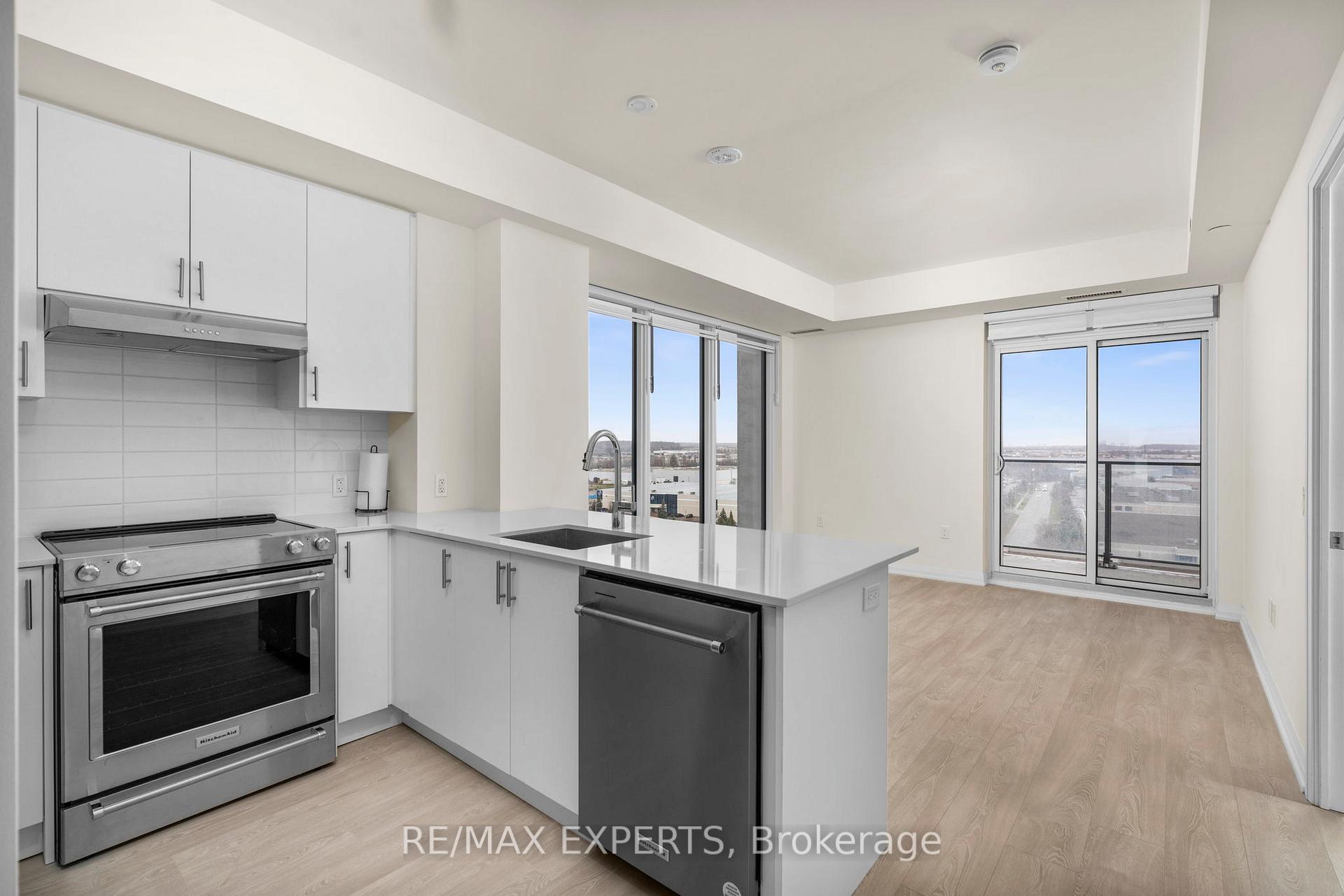 904 - 8960 Jane Street Vaughan Ontario Canada Rented residential Alex Ricci Re/Max Experts  