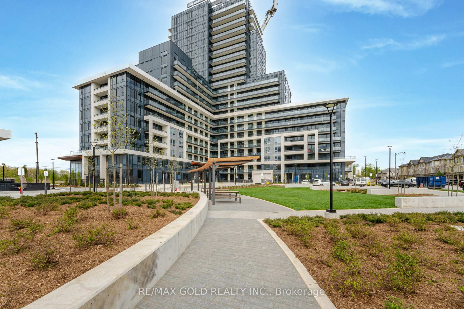 817 - 3220 William Coltson Avenue E Oakville Ontario Canada Rented residential Jaspreet Ghotra RE/MAX Gold Realty Inc., Brokerage*