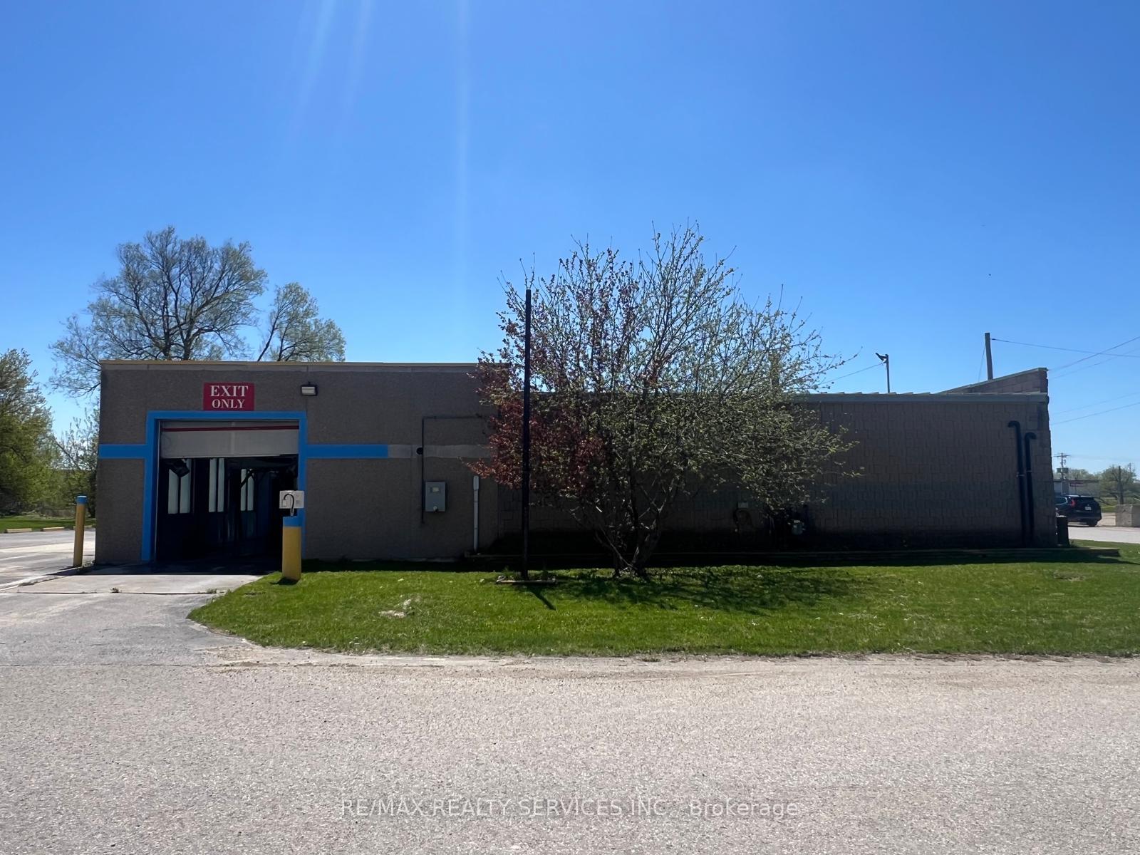 99 David Street North Huron Ontario Canada Sale commercial Raj Sharma RE/MAX Realty Services Inc., Brokerage*